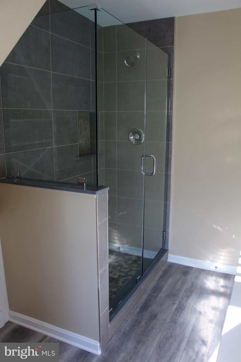 CAINE KEYS II EXT - Residential