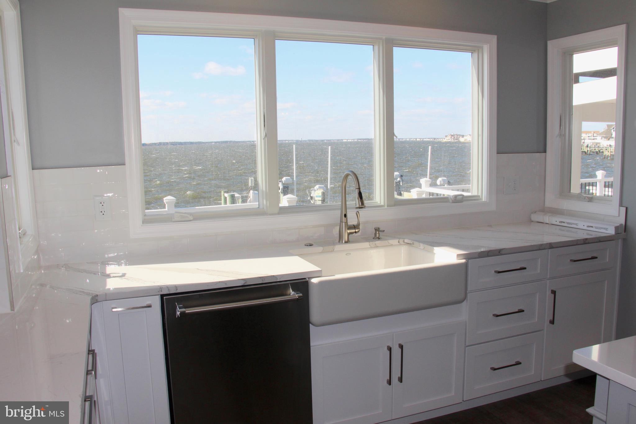 CAINE KEYS II EXT - Residential