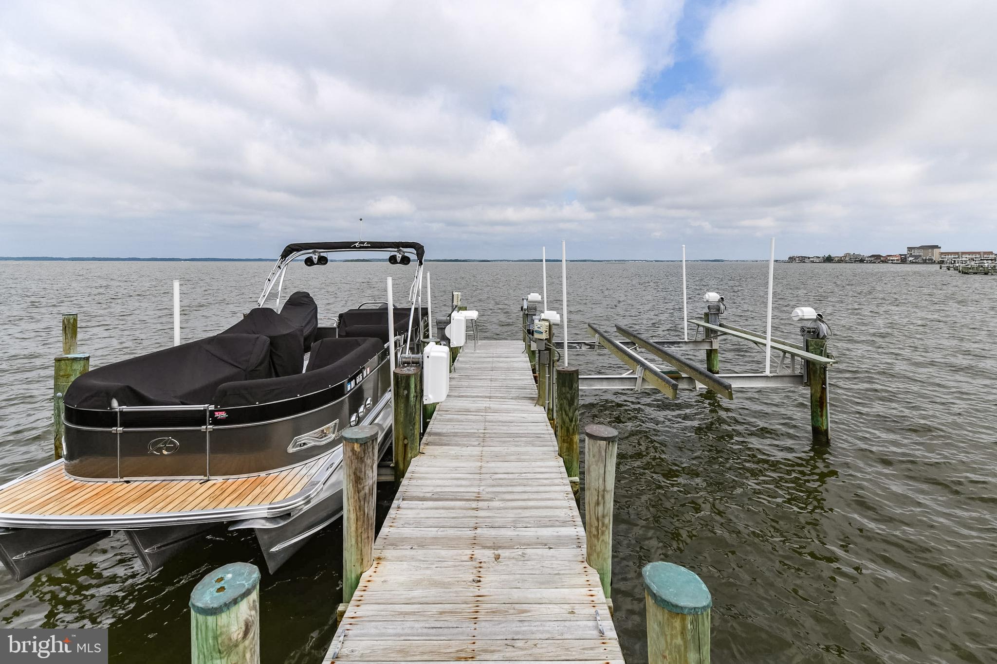 CAINE KEYS II EXT - Residential