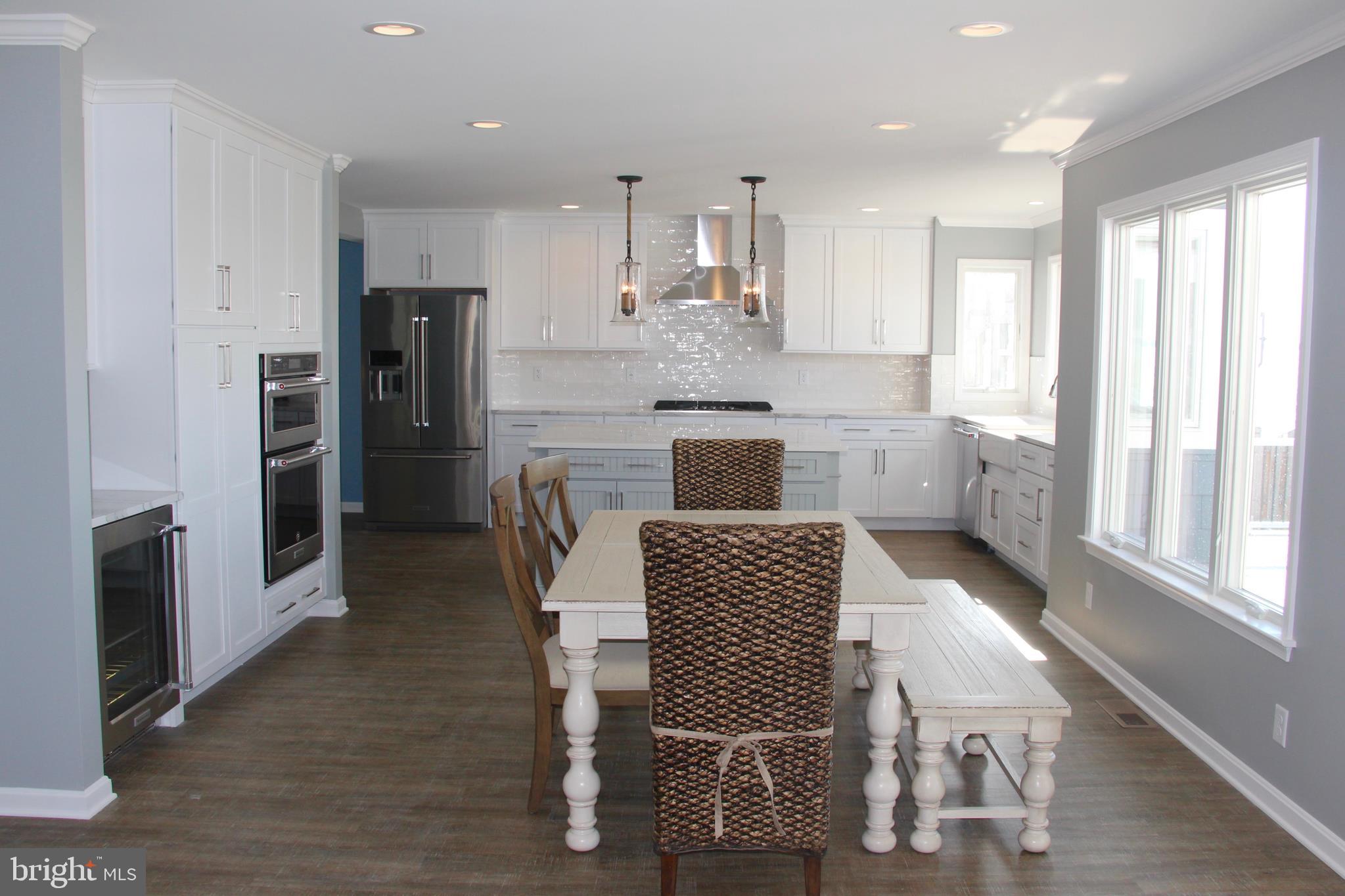 CAINE KEYS II EXT - Residential