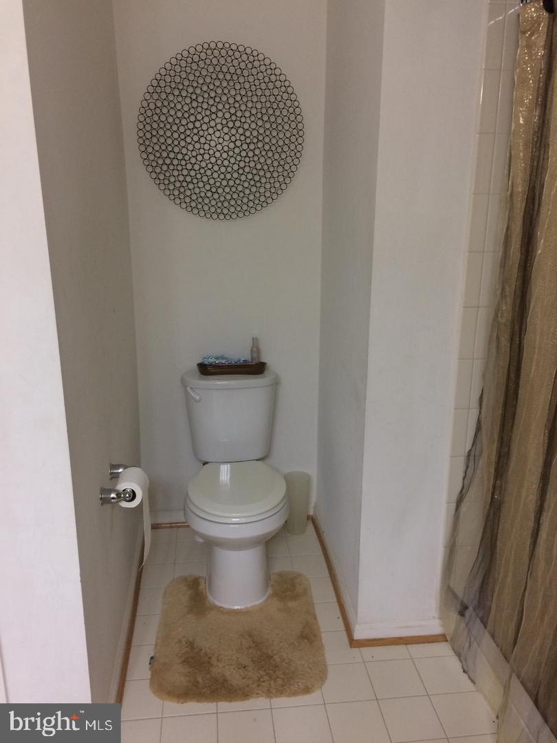 POTOMAC CLUB - Residential Lease