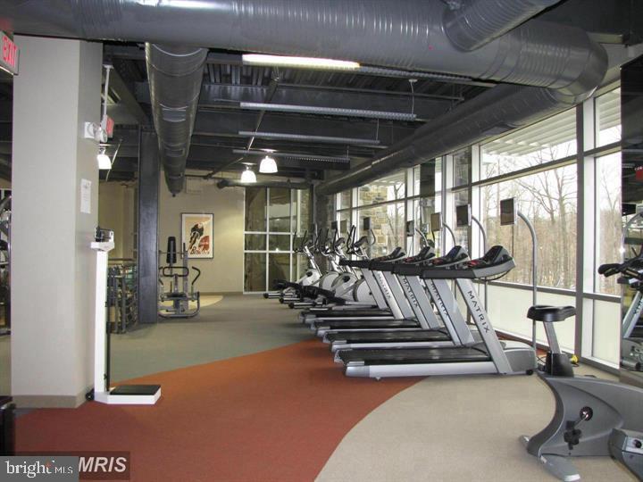 POTOMAC CLUB - Residential Lease