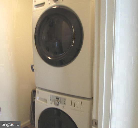 POTOMAC CLUB - Residential Lease