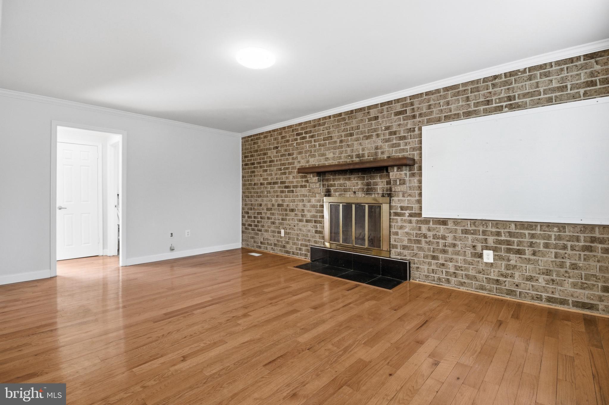 14301 PERRYWOOD DRIVE