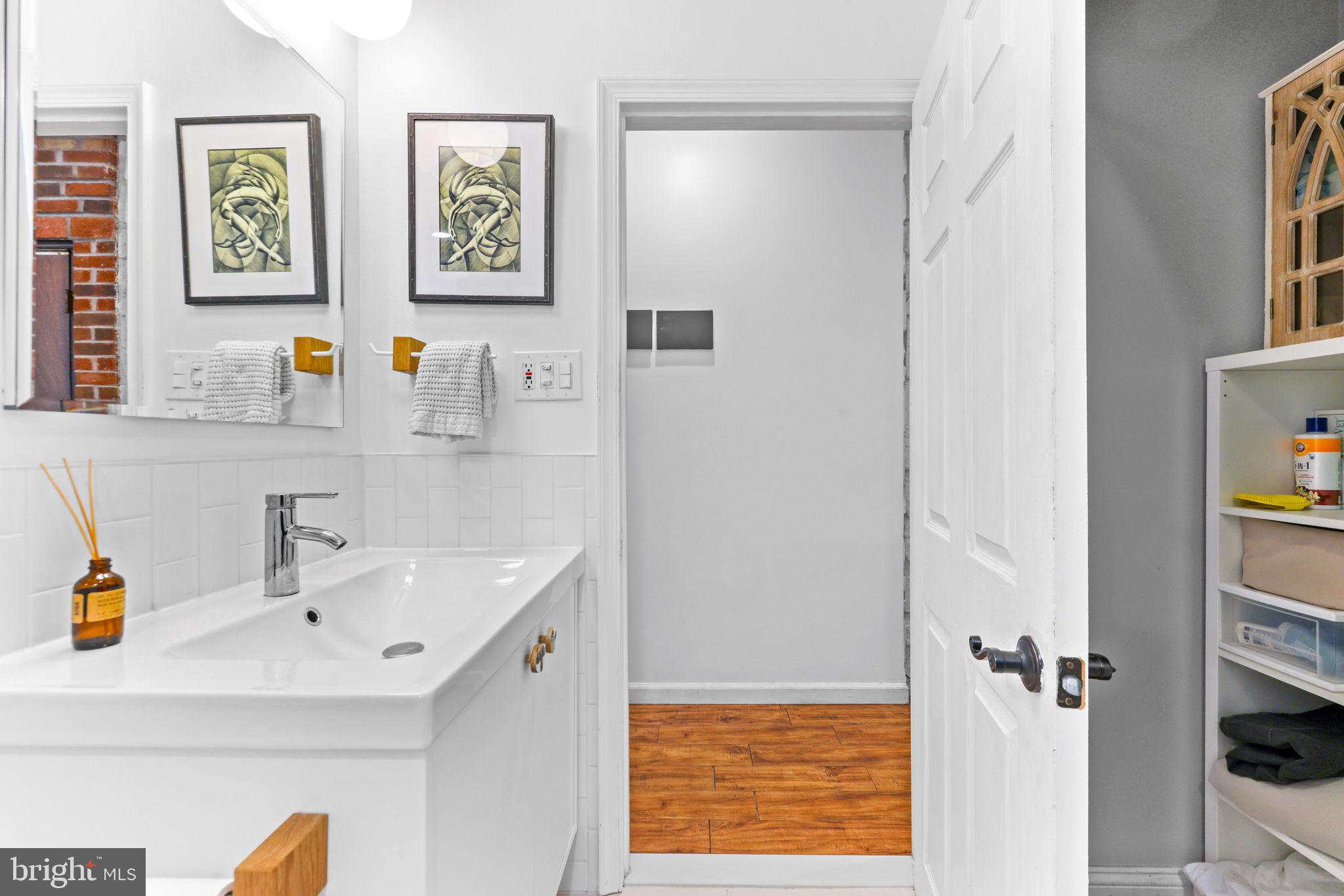 BUTCHERS HILL - Residential