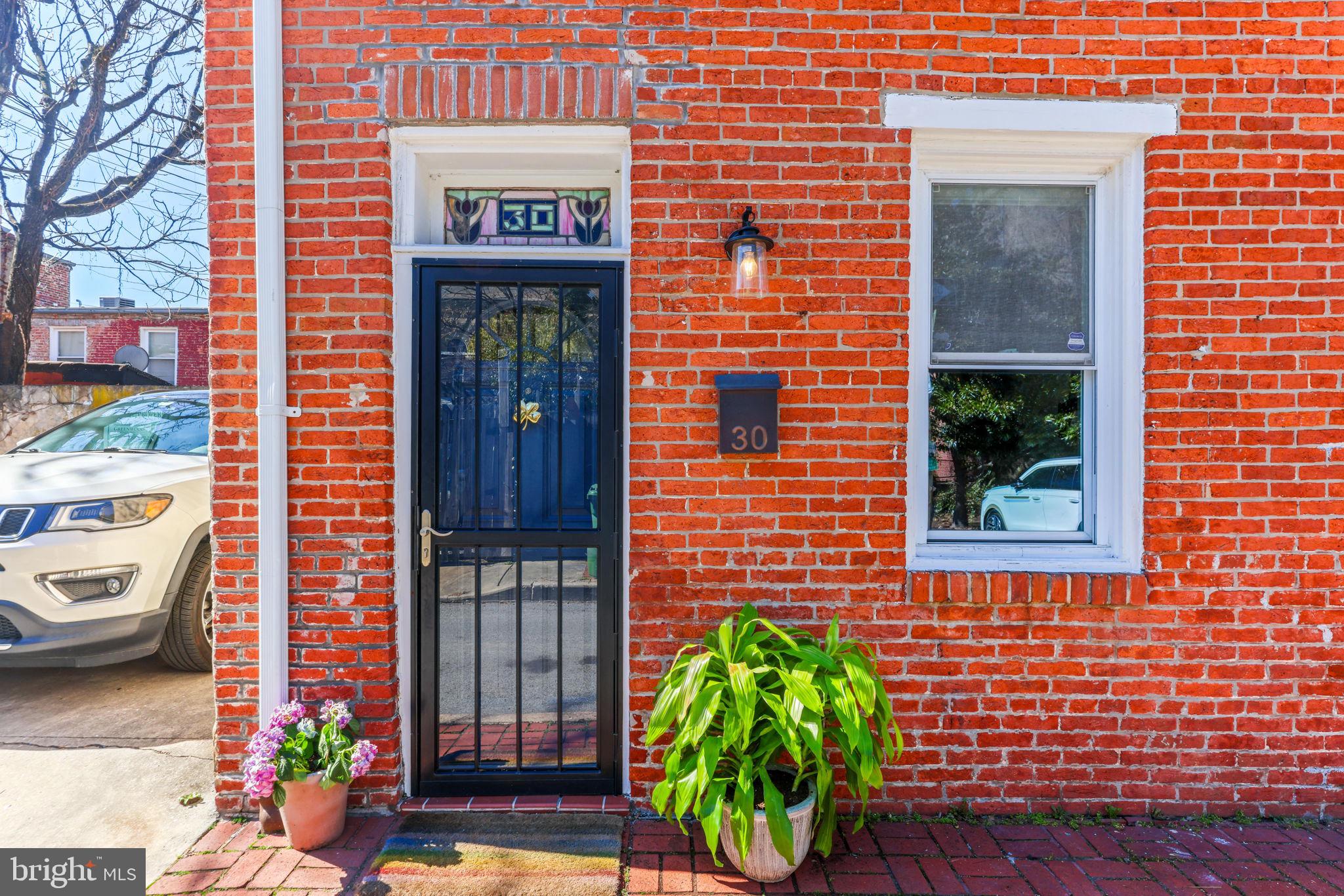 BUTCHERS HILL - Residential