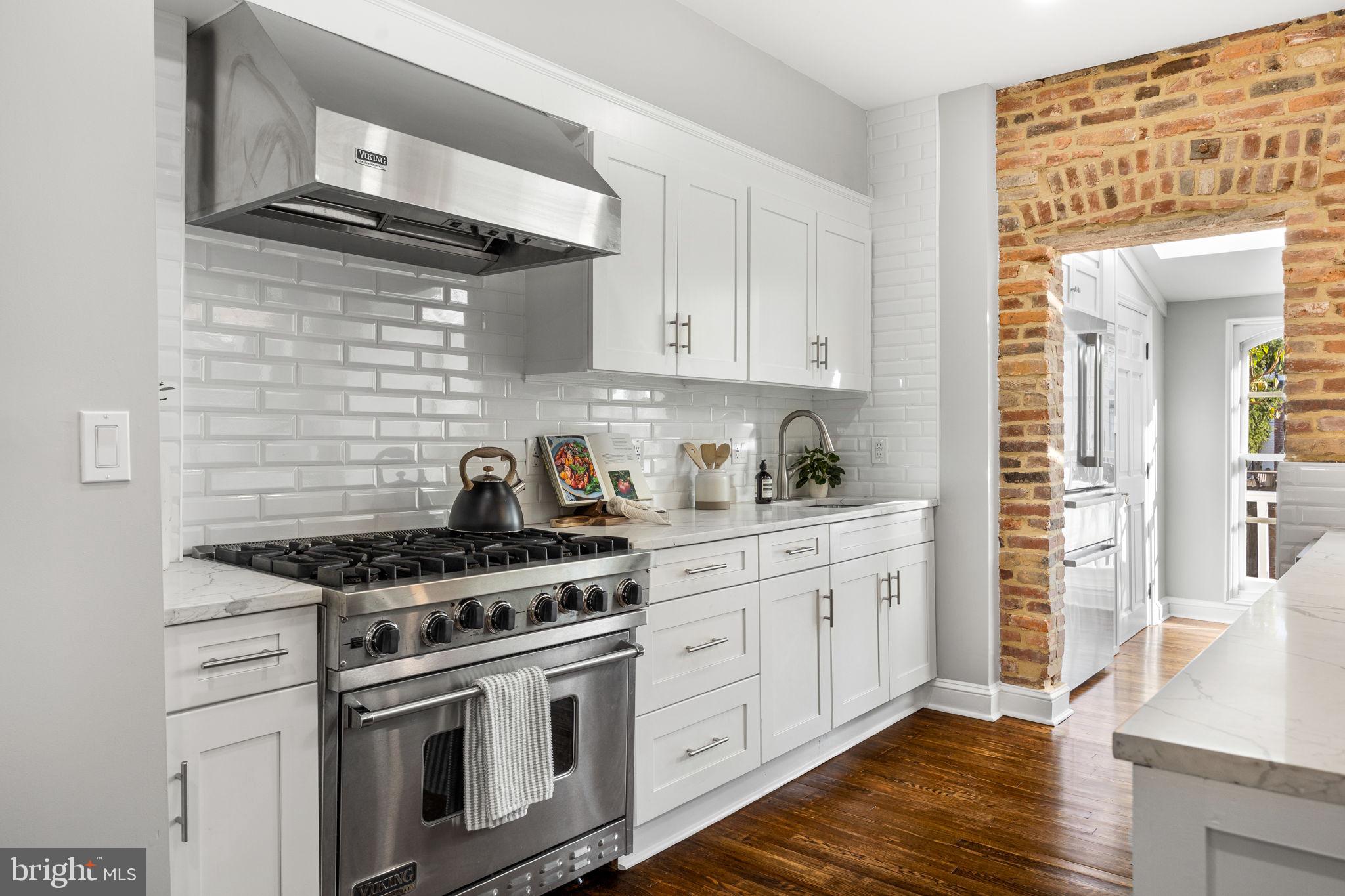 HAMPDEN HISTORIC DISTRICT - Residential