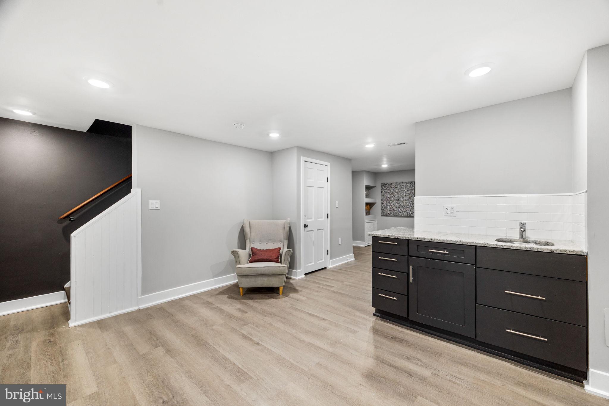 HAMPDEN HISTORIC DISTRICT - Residential