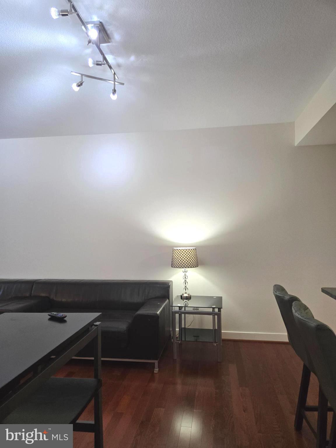 ONE NATIONAL HARBOR CONDOMINIUM - Residential Lease