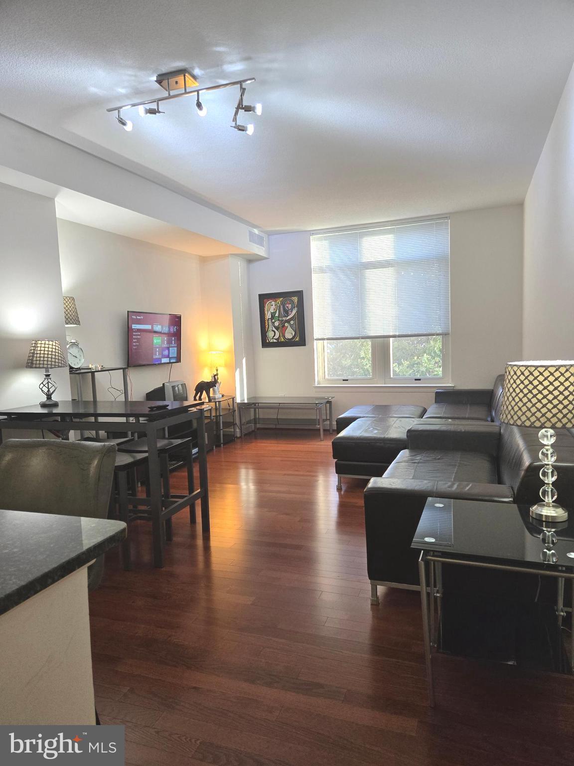 ONE NATIONAL HARBOR CONDOMINIUM - Residential Lease