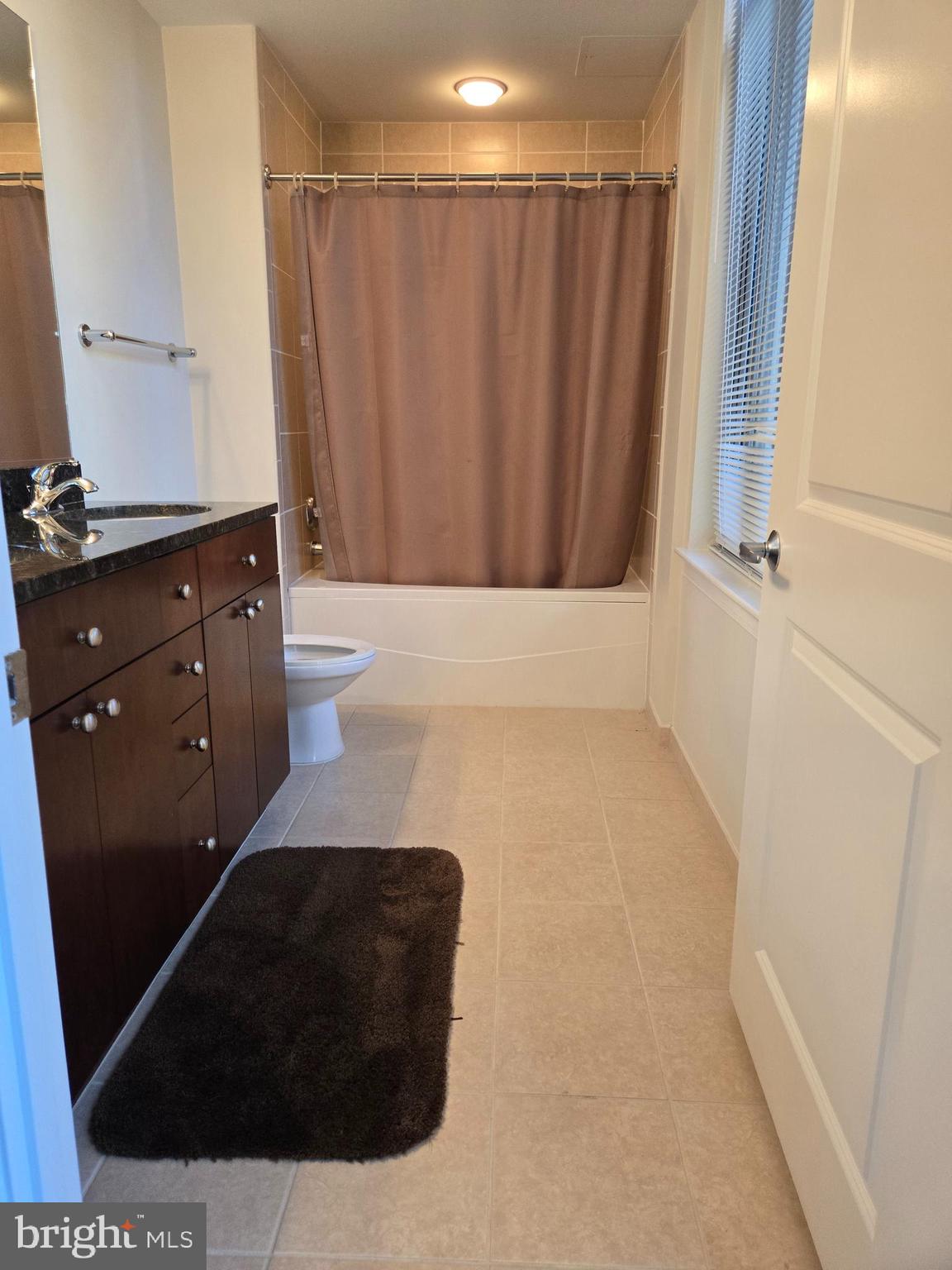 ONE NATIONAL HARBOR CONDOMINIUM - Residential Lease