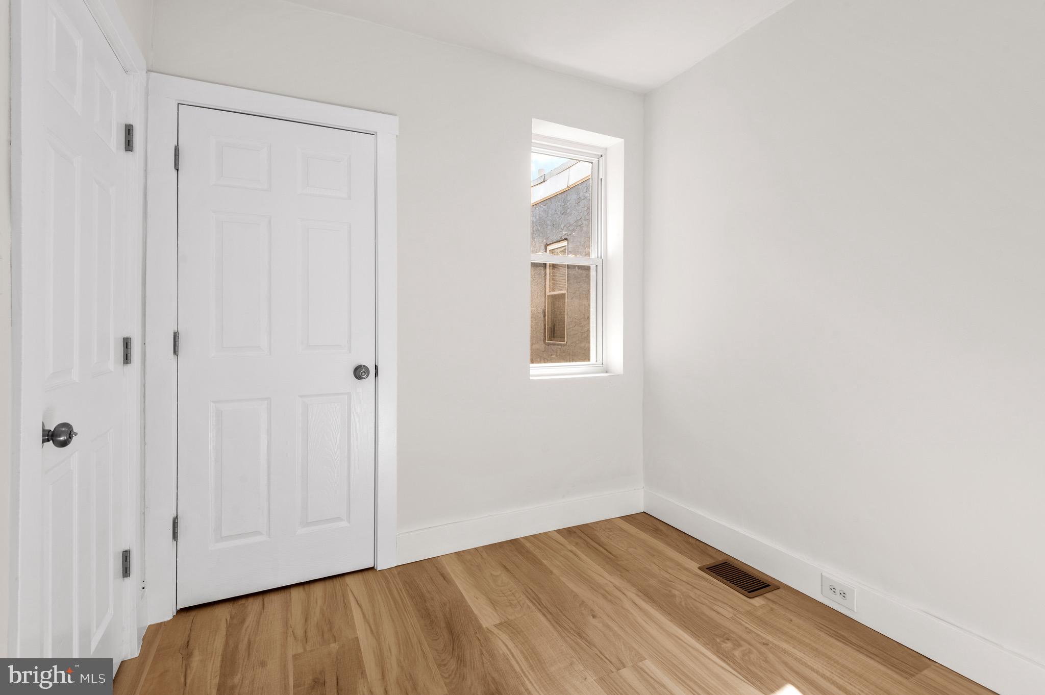 PHILADELPHIA (WEST) - Residential