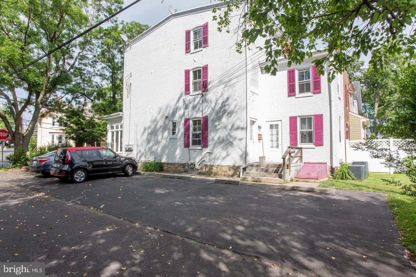 34 S CLINTON STREET