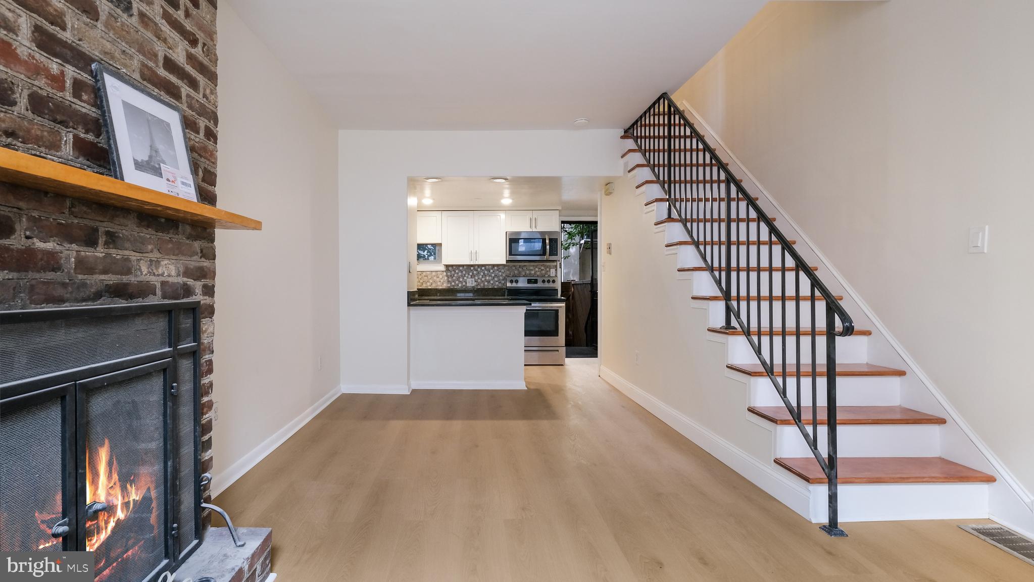 WASHINGTON SQ WEST - Residential