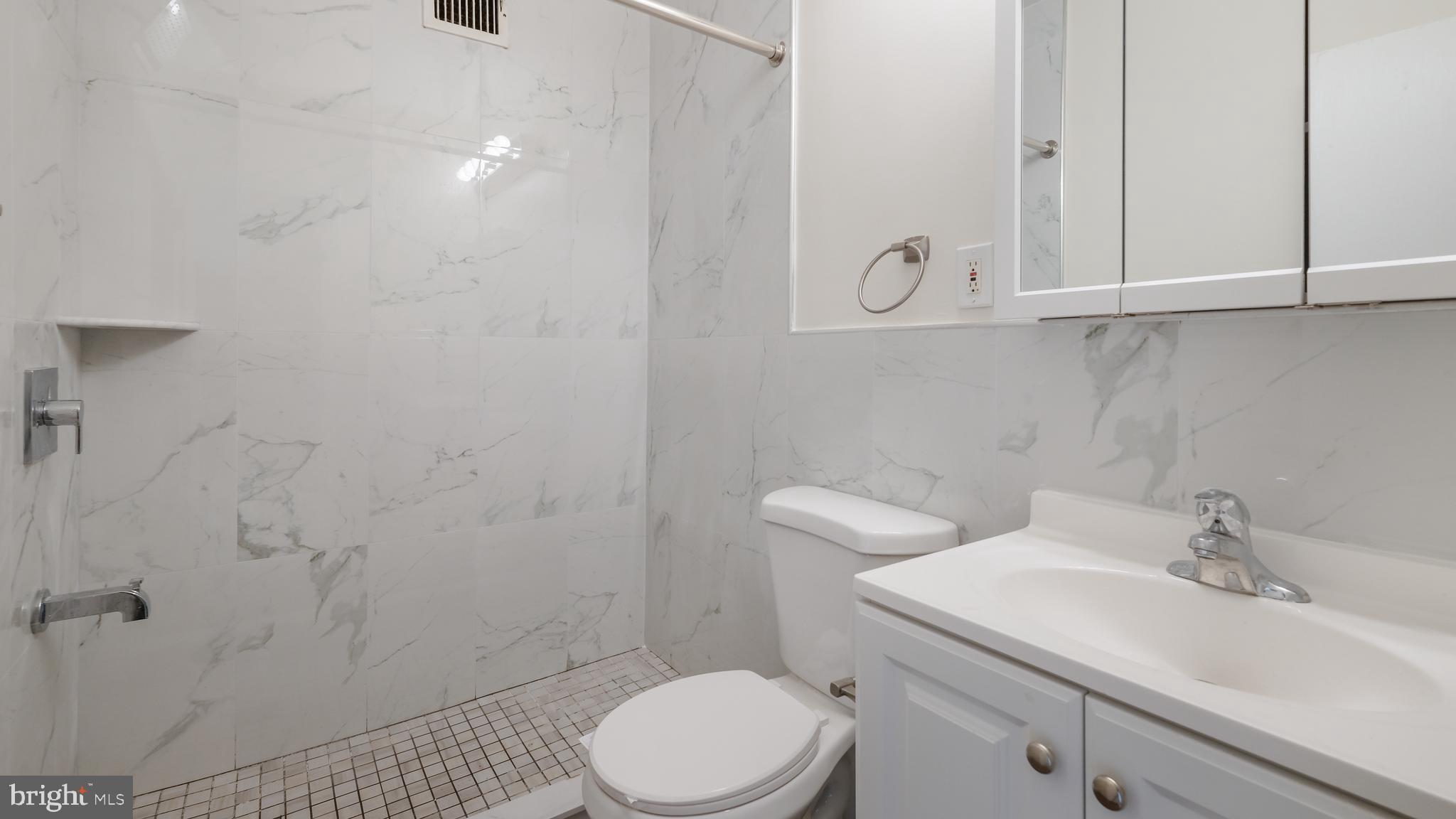 WASHINGTON SQ WEST - Residential