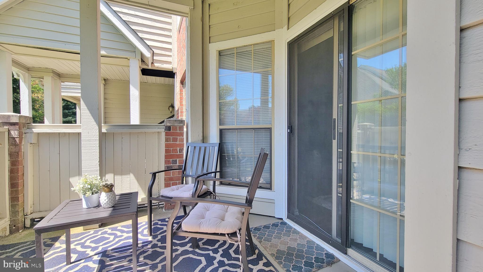 PENDERBROOK SQUARE CONDOMINIUMS - Residential