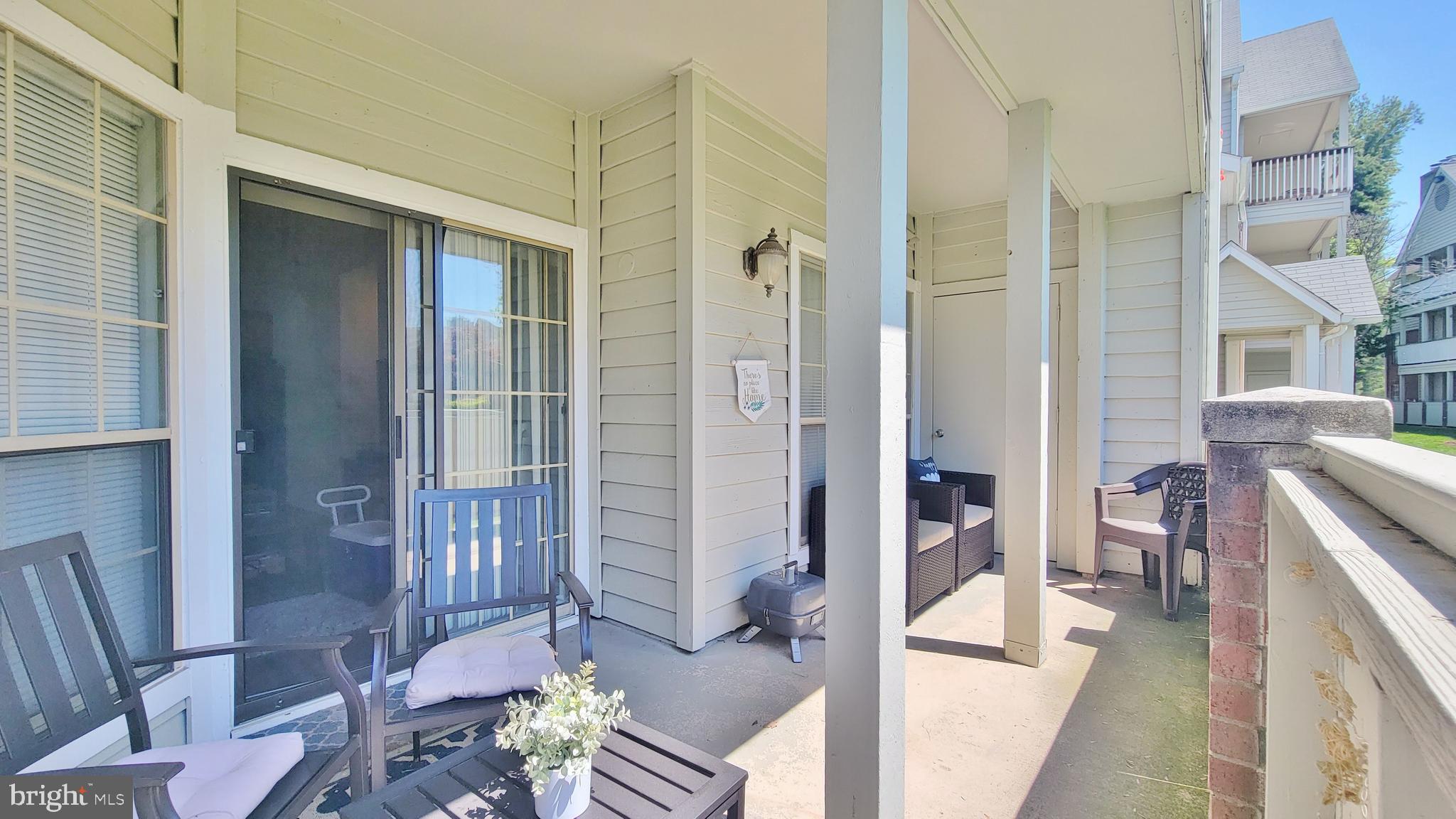 PENDERBROOK SQUARE CONDOMINIUMS - Residential