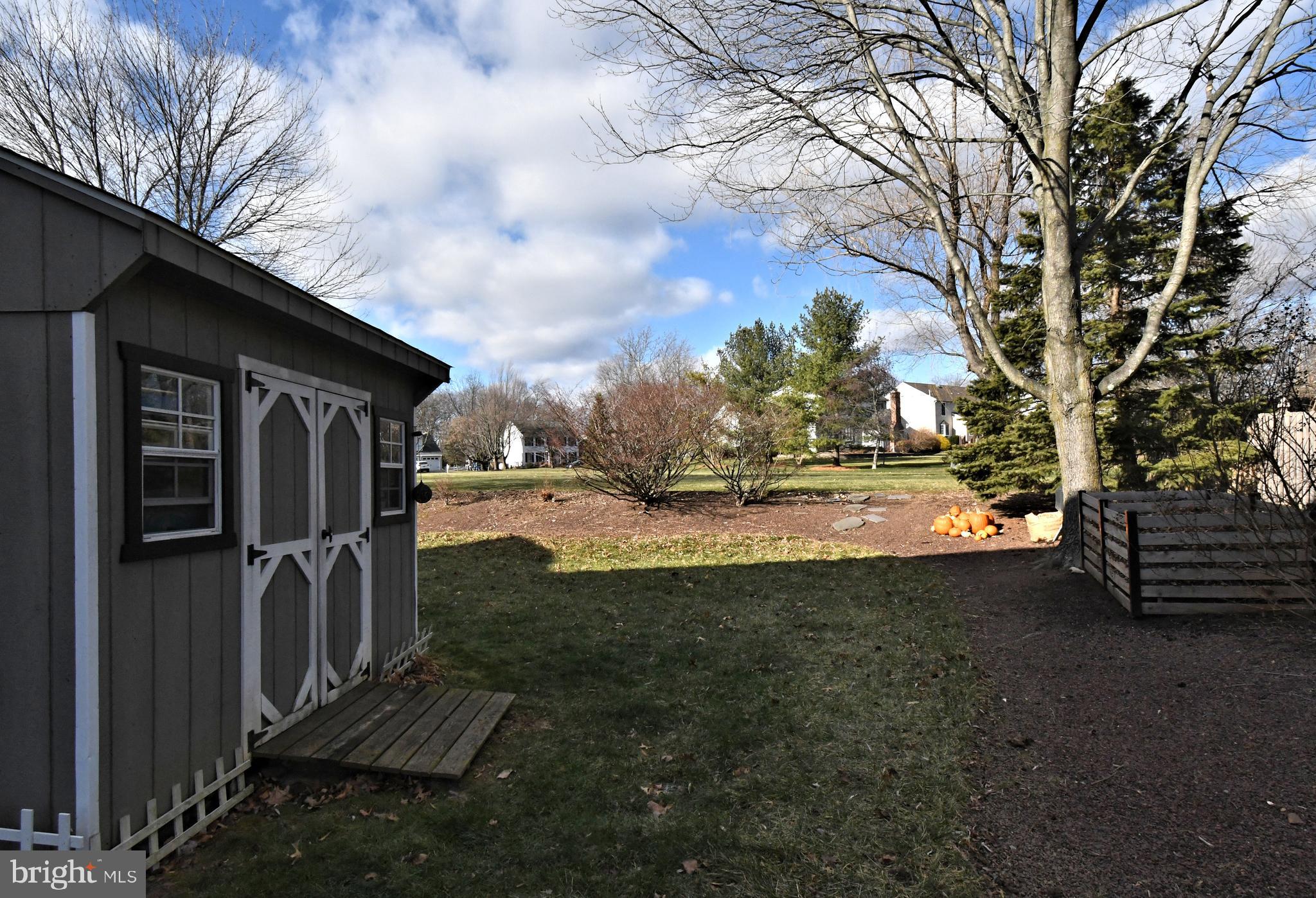 WOODS OF SAXONY - Residential