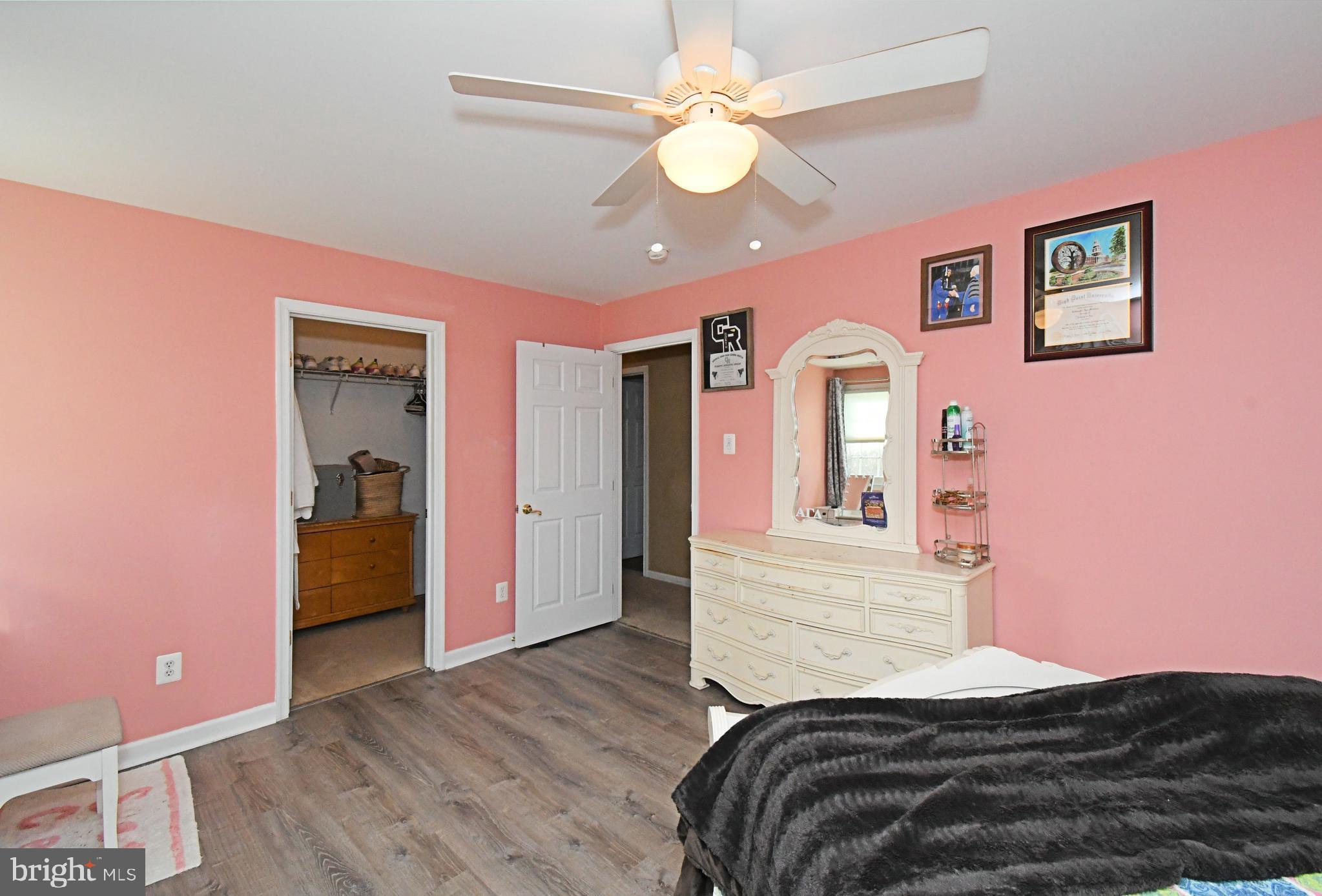 WOODS OF SAXONY - Residential