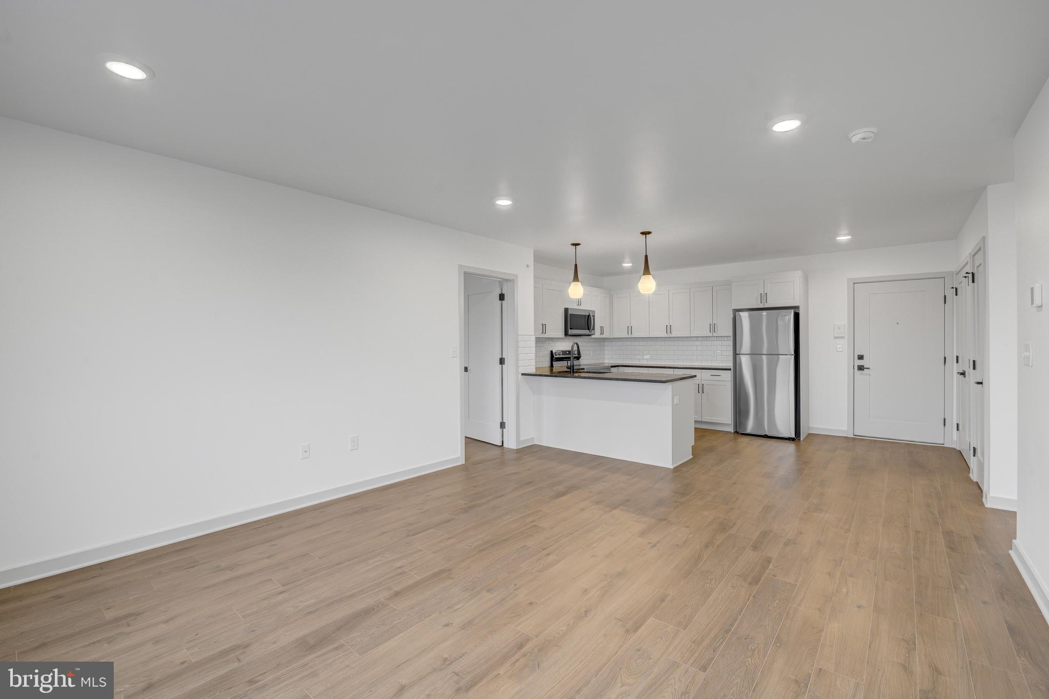 ROXBOROUGH - Residential Lease