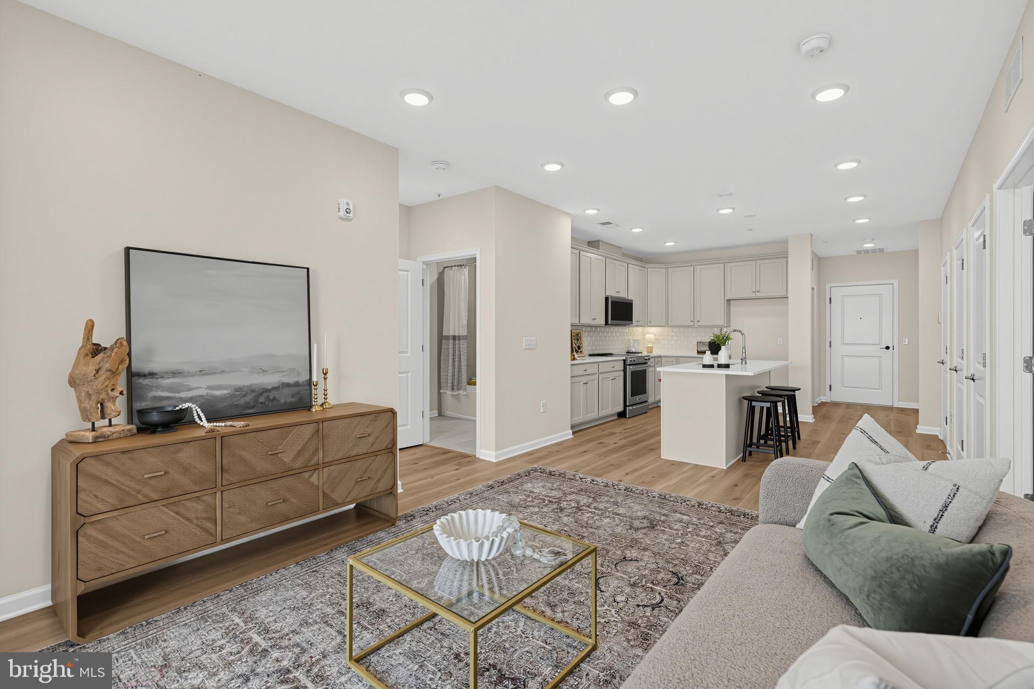 431 WASHINGTON STREET 2212 FIRESTONE
