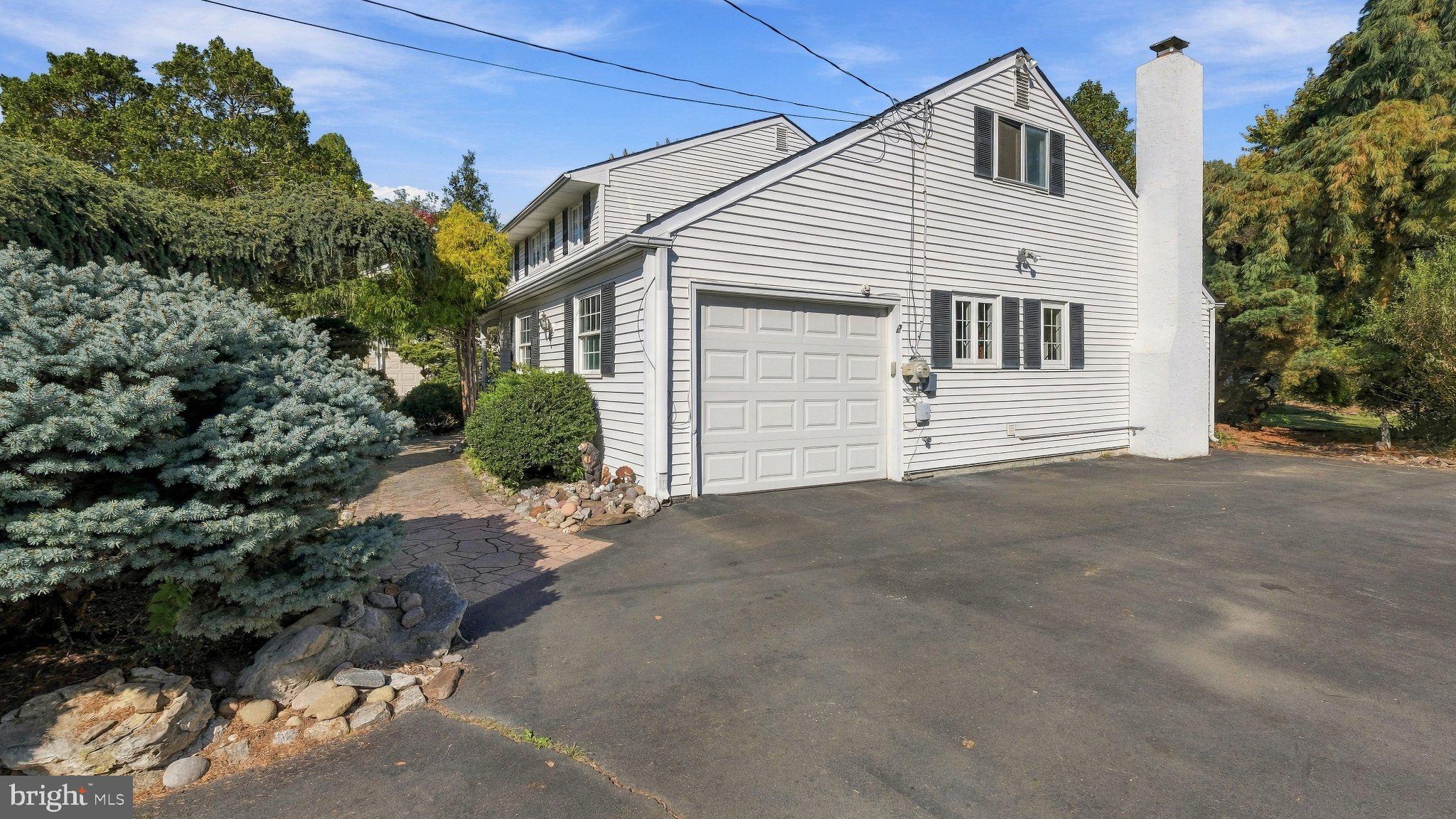 514 BUCKMAN DRIVE