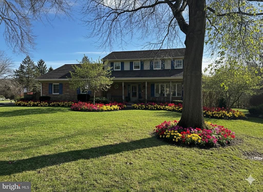 Photo of 406 Wetherburn Drive, LANCASTER, PA 17601 (MLS # PALA2083584)