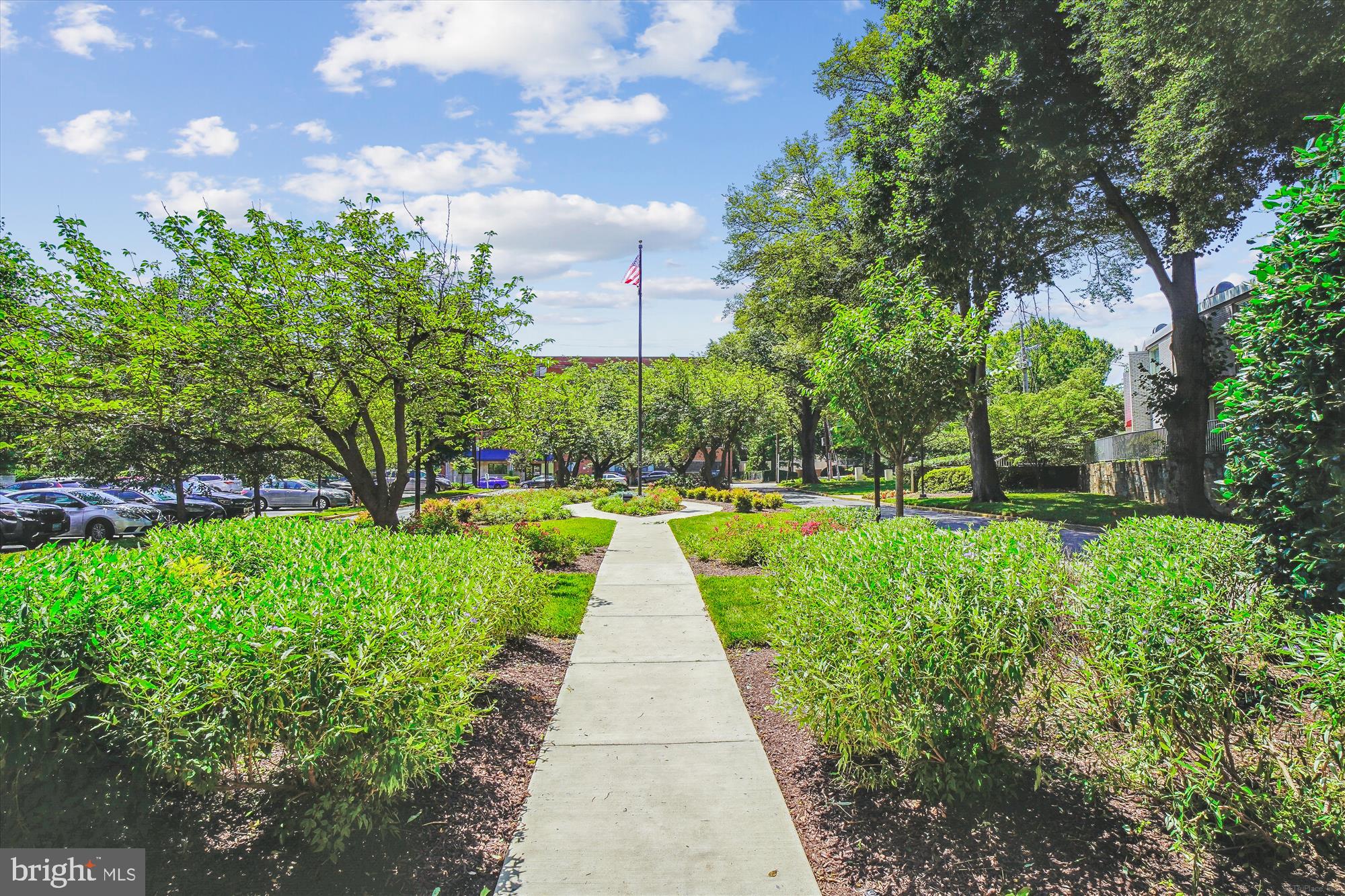 WHITEHALL - Residential