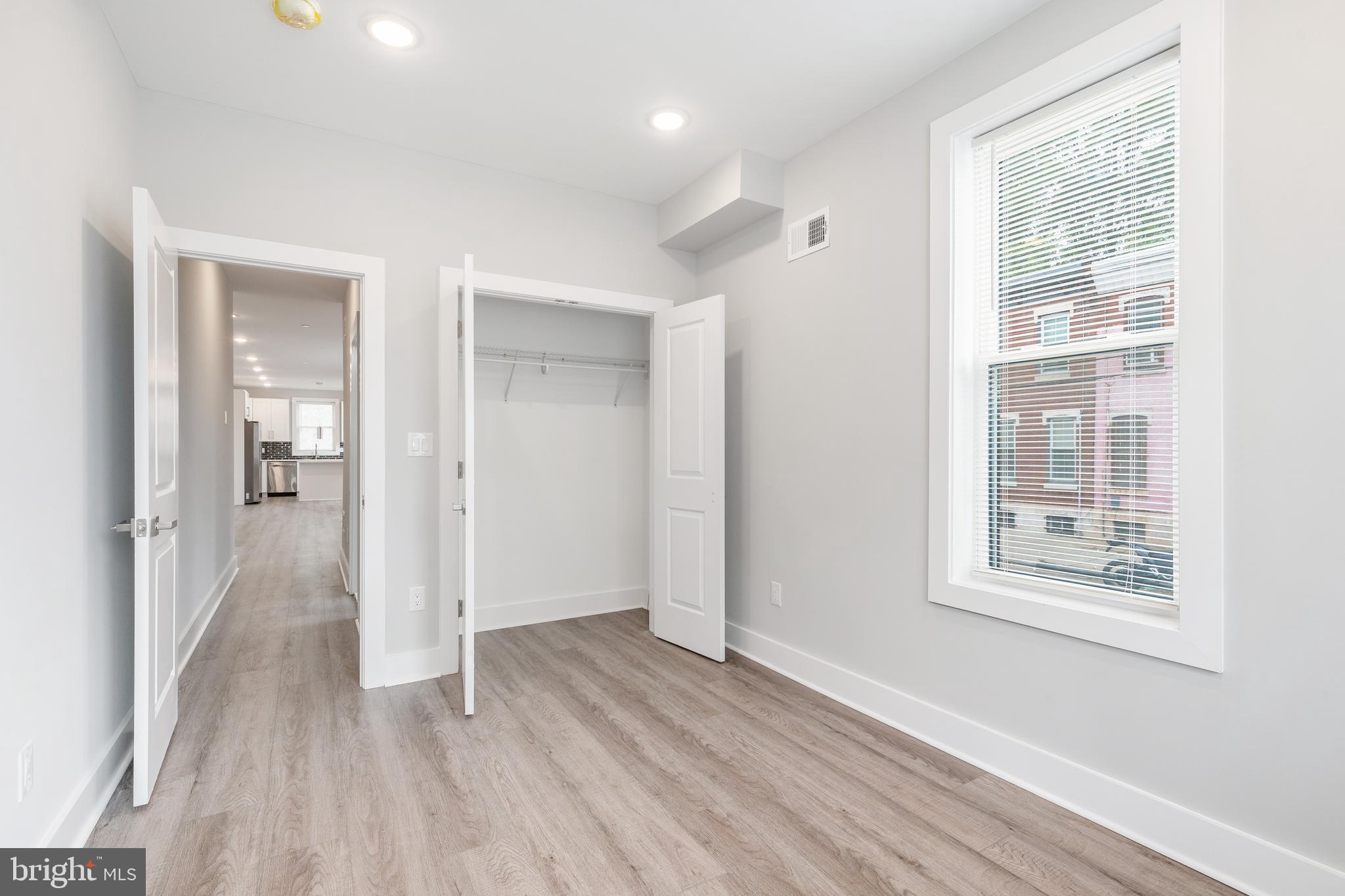 EAST KENSINGTON - Residential Lease