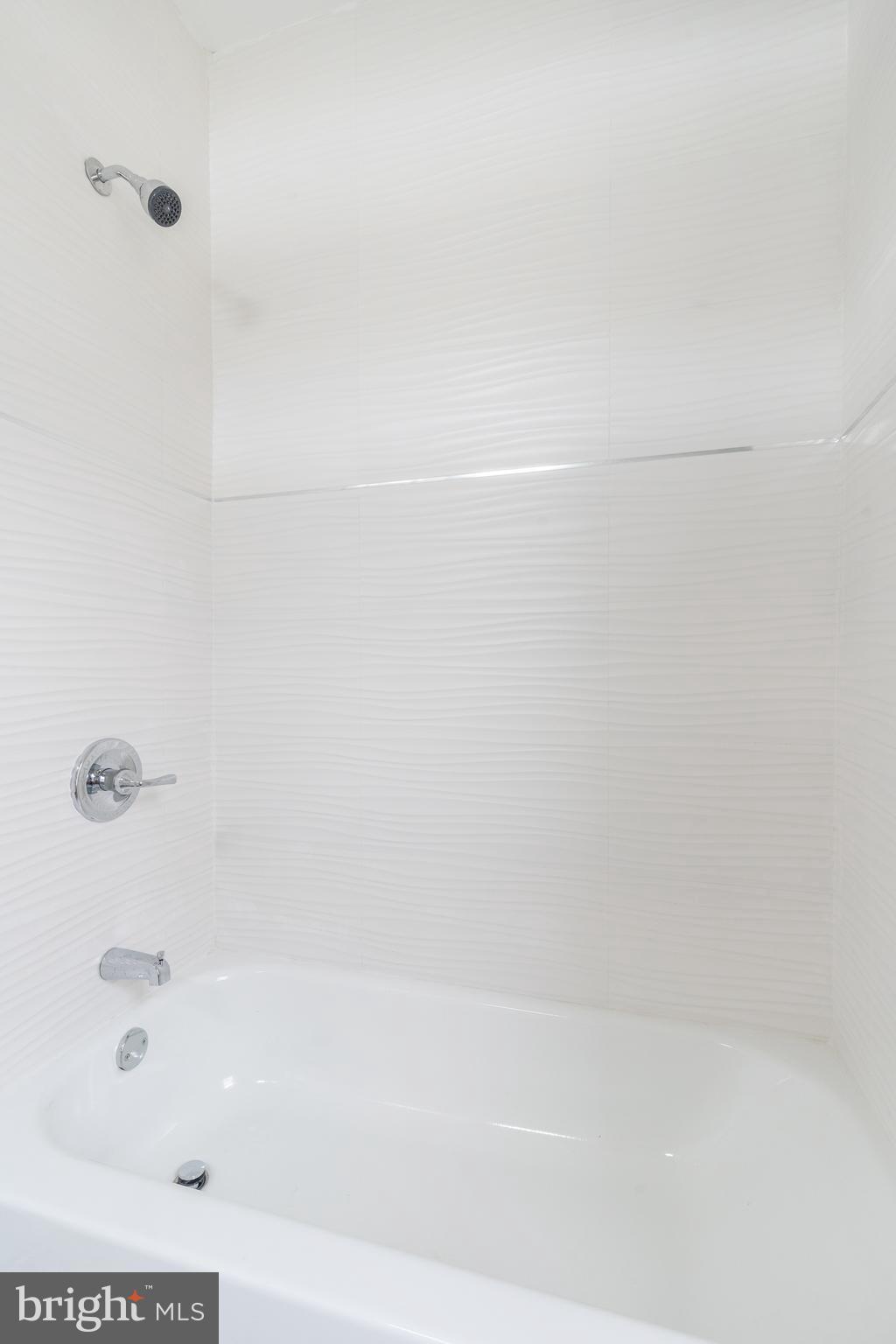 EAST KENSINGTON - Residential Lease