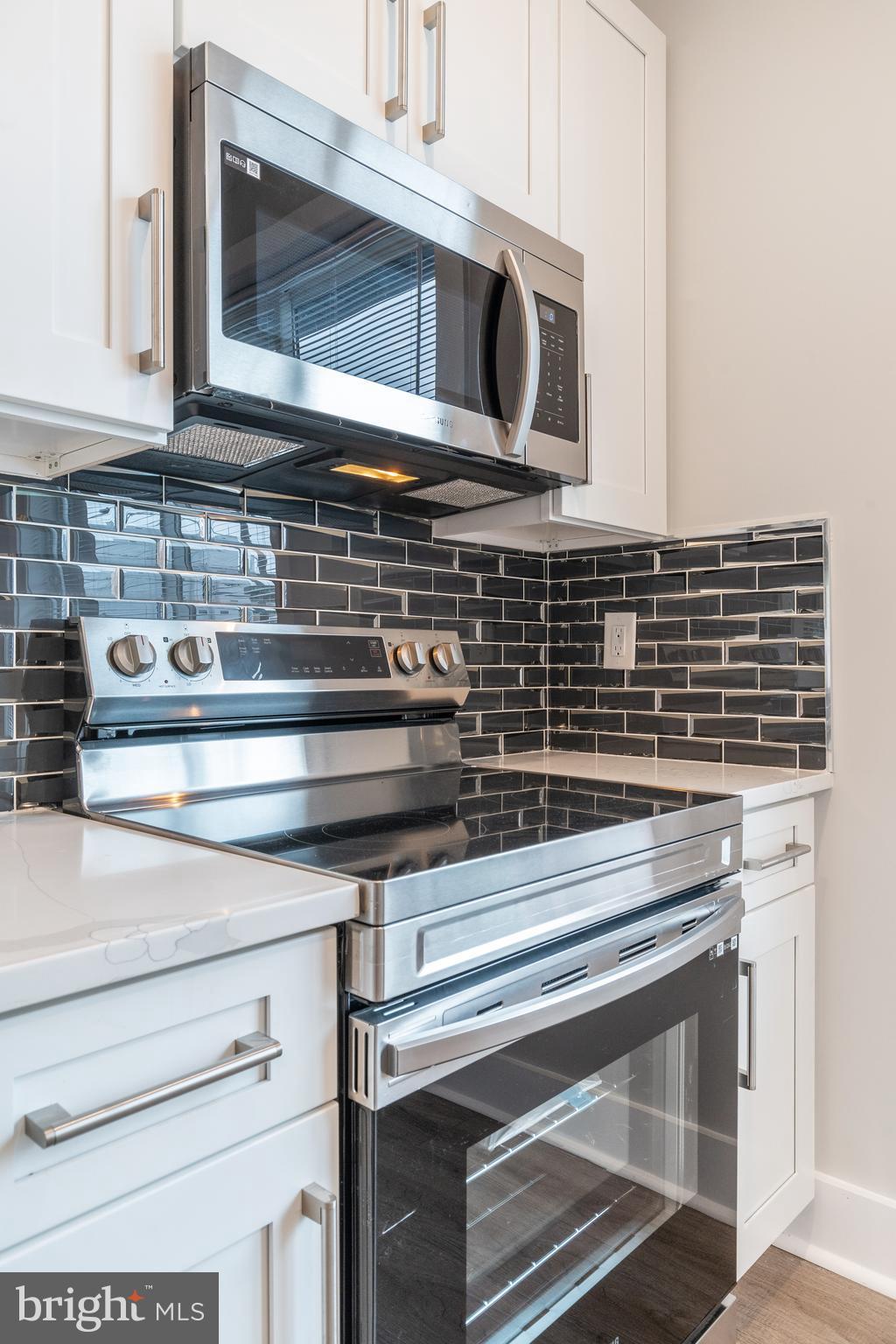 EAST KENSINGTON - Residential Lease