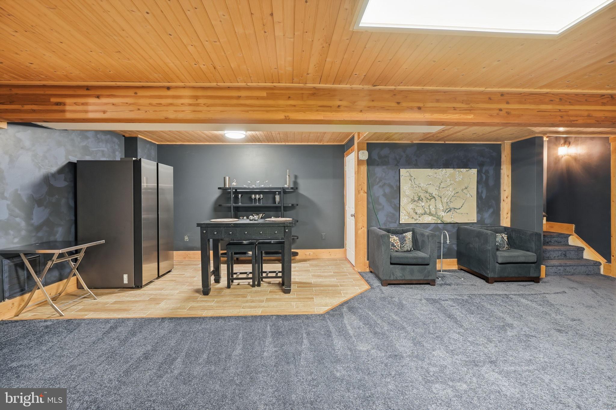STAFFORD HEIGHTS - Residential