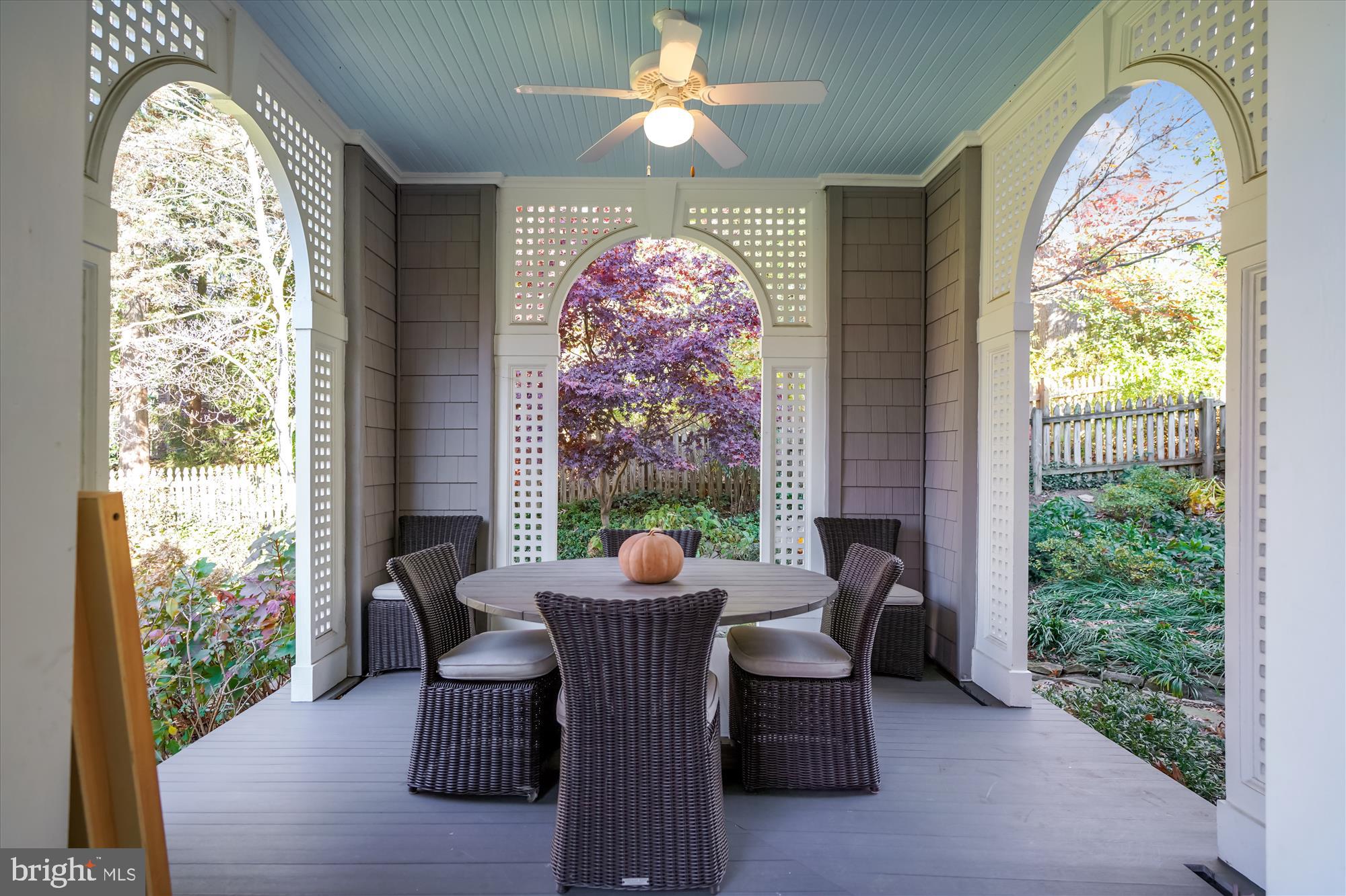 ROLAND PARK - Residential