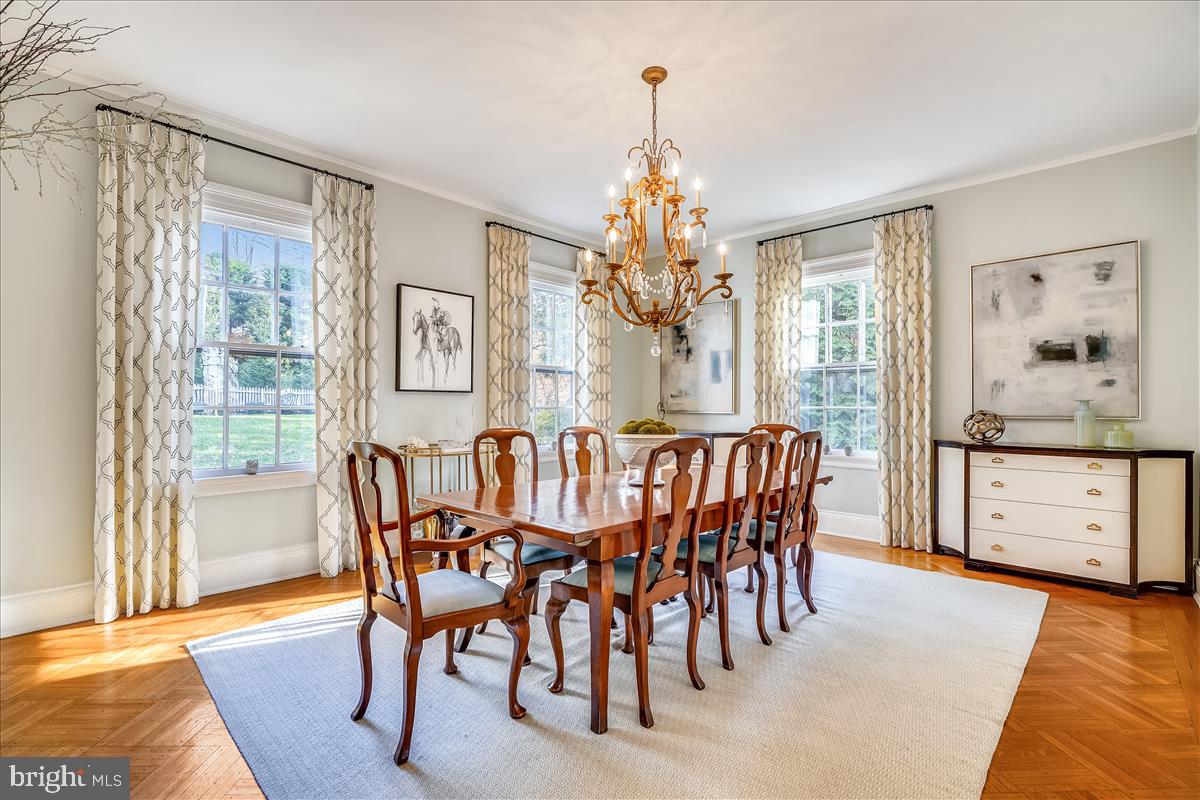 ROLAND PARK - Residential