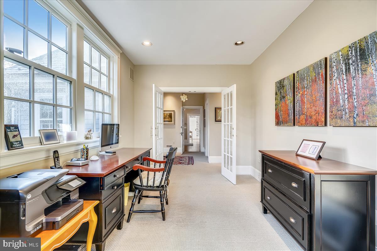 ROLAND PARK - Residential