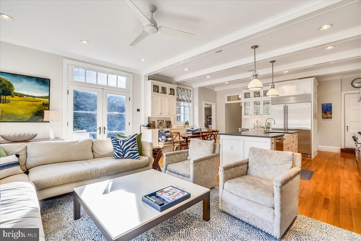 ROLAND PARK - Residential