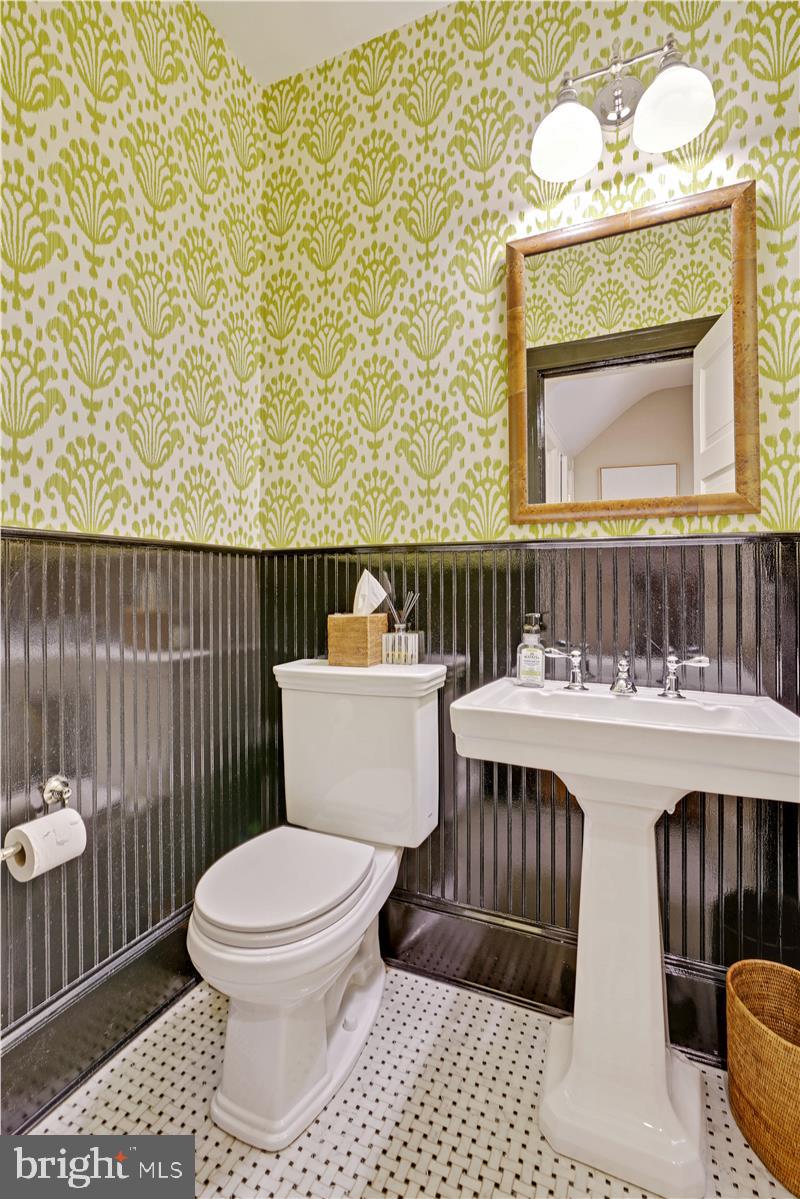 ROLAND PARK - Residential