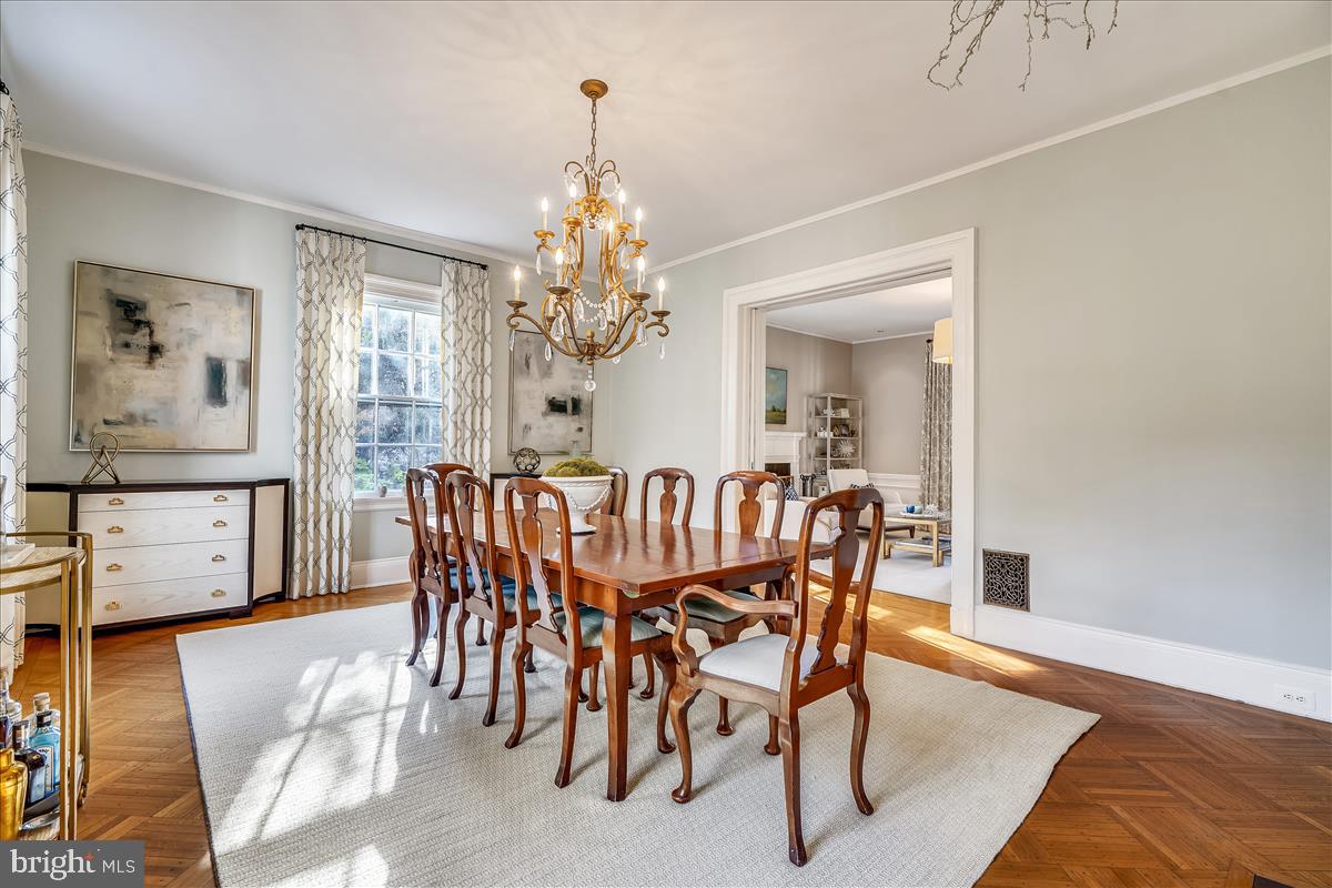 ROLAND PARK - Residential