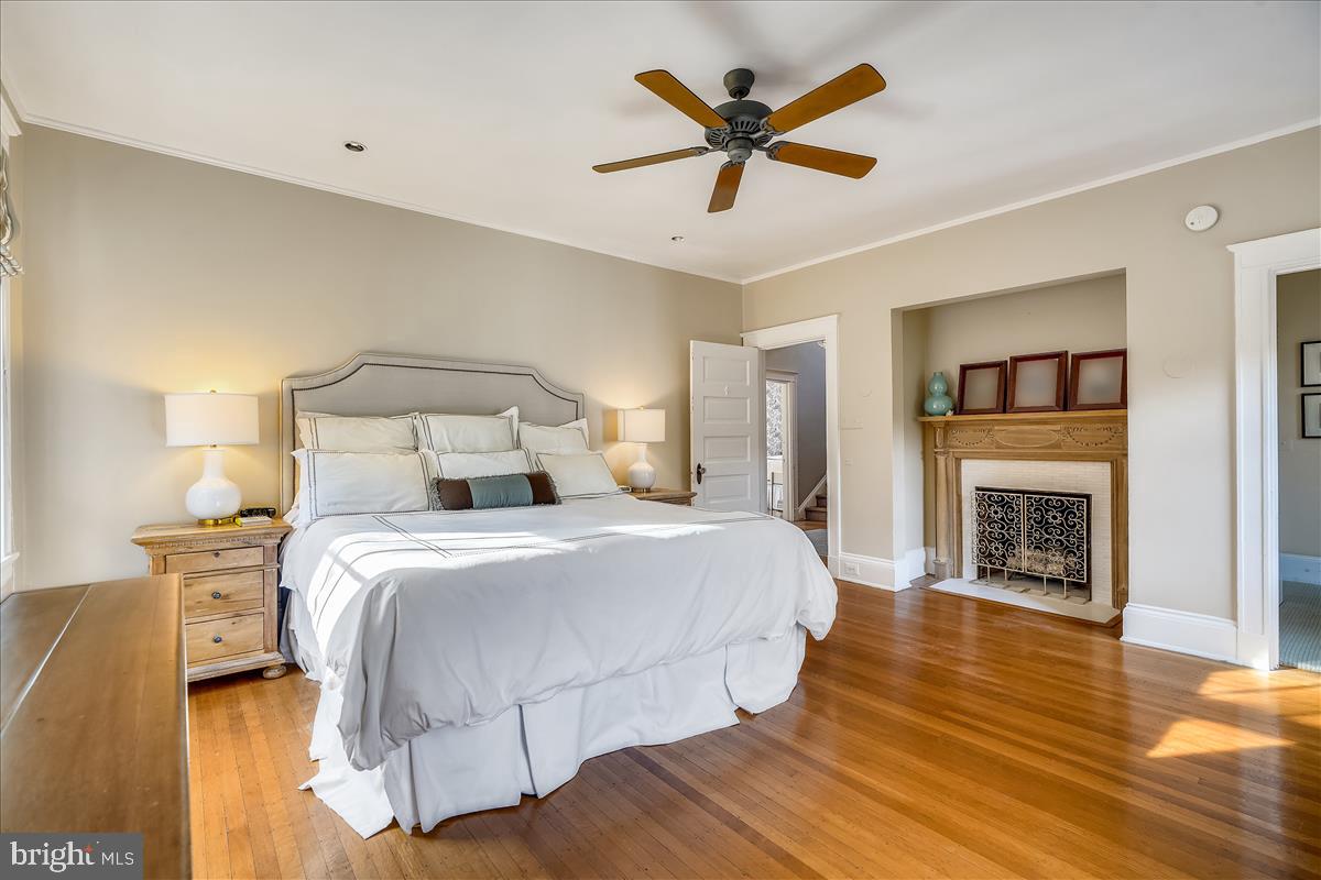 ROLAND PARK - Residential