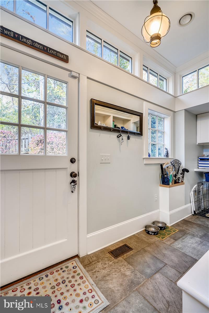 ROLAND PARK - Residential