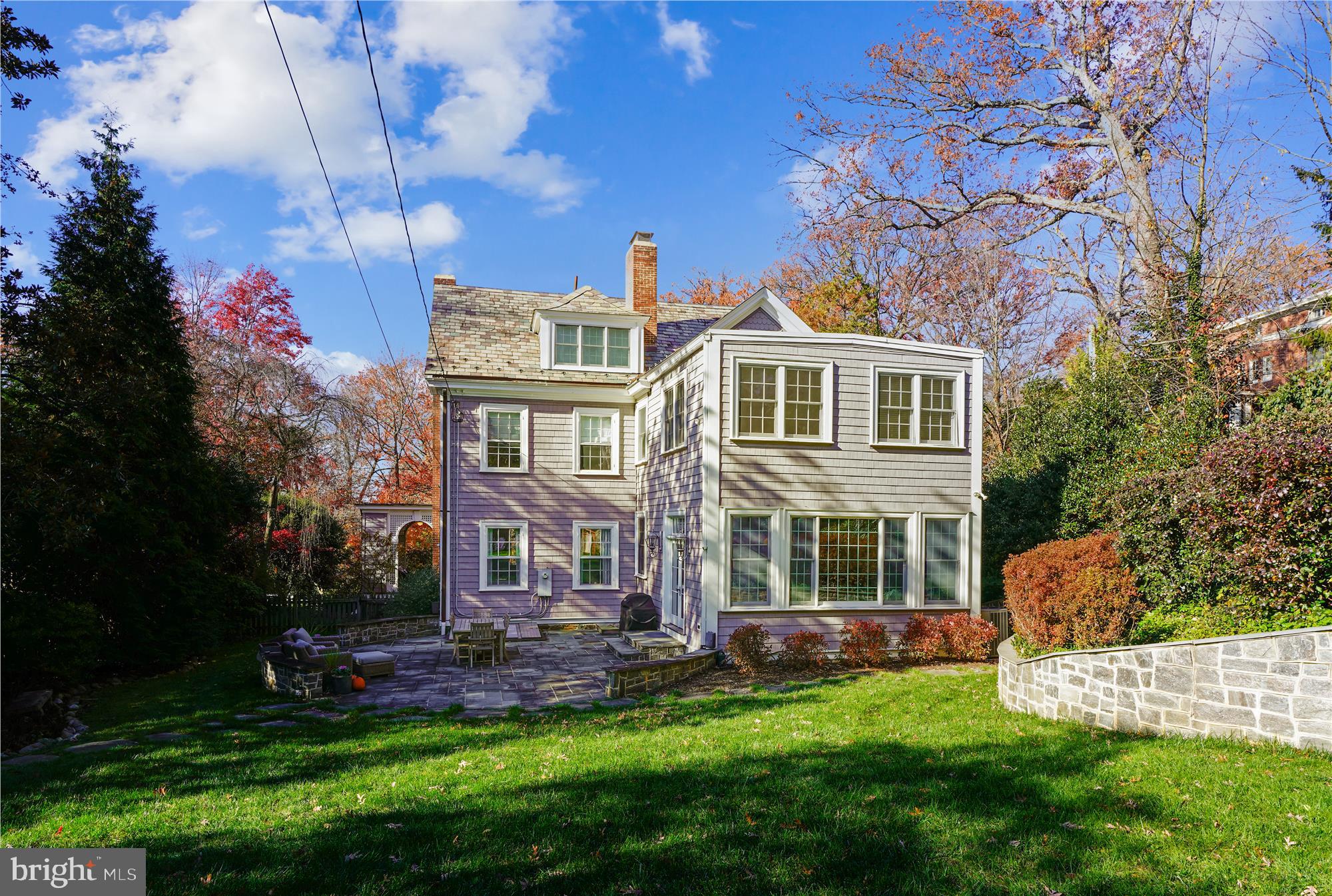 ROLAND PARK - Residential