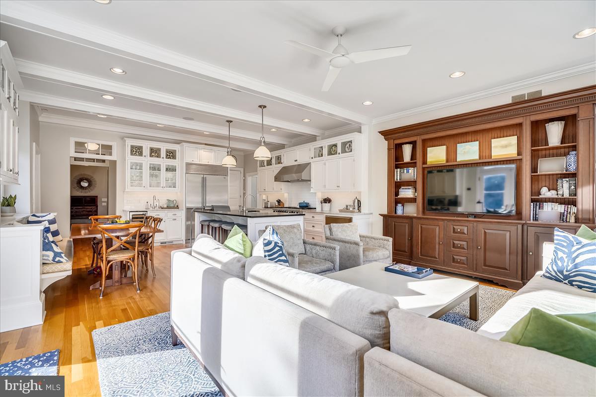 ROLAND PARK - Residential