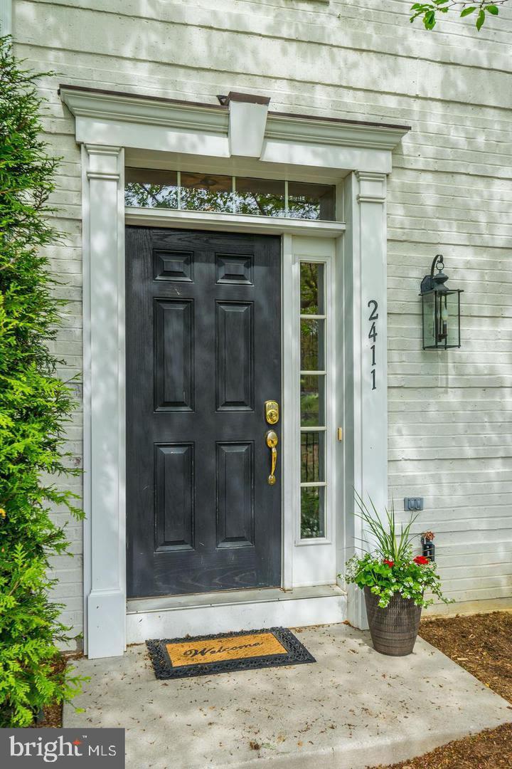 PAVILIONS AT HUNTINGTON - Residential Lease