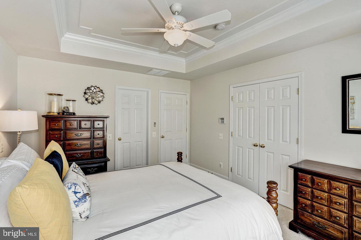 PAVILIONS AT HUNTINGTON - Residential Lease