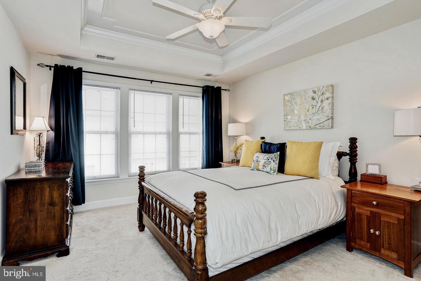 PAVILIONS AT HUNTINGTON - Residential Lease