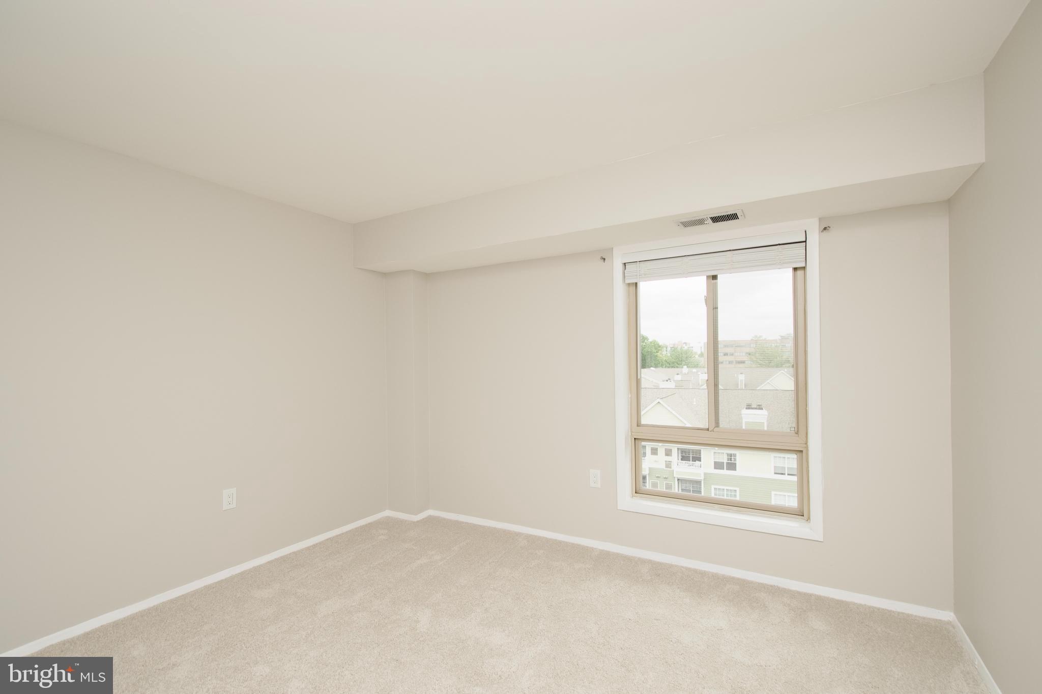 WAPLETON CONDOMINIUM - Residential