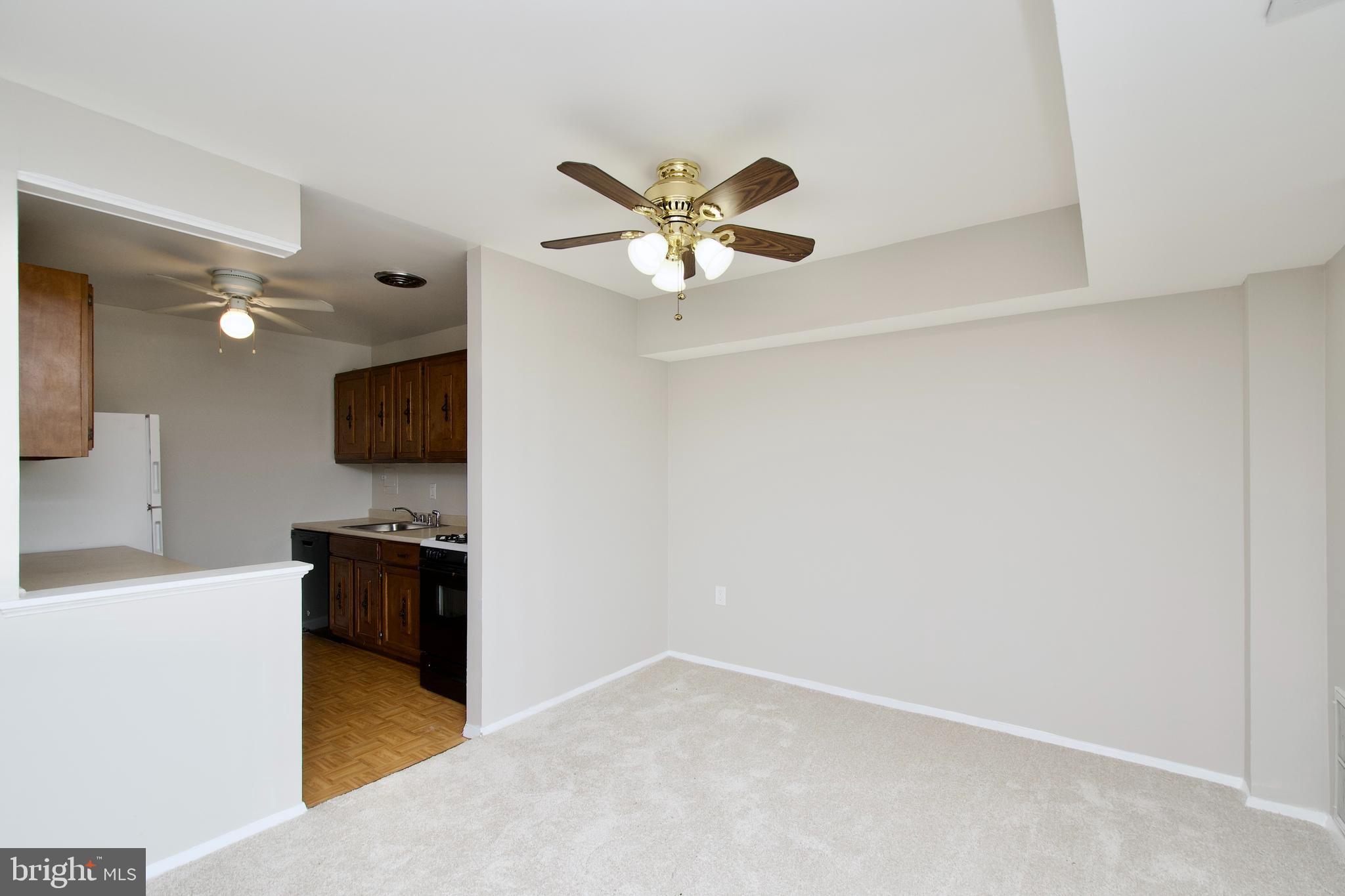 WAPLETON CONDOMINIUM - Residential