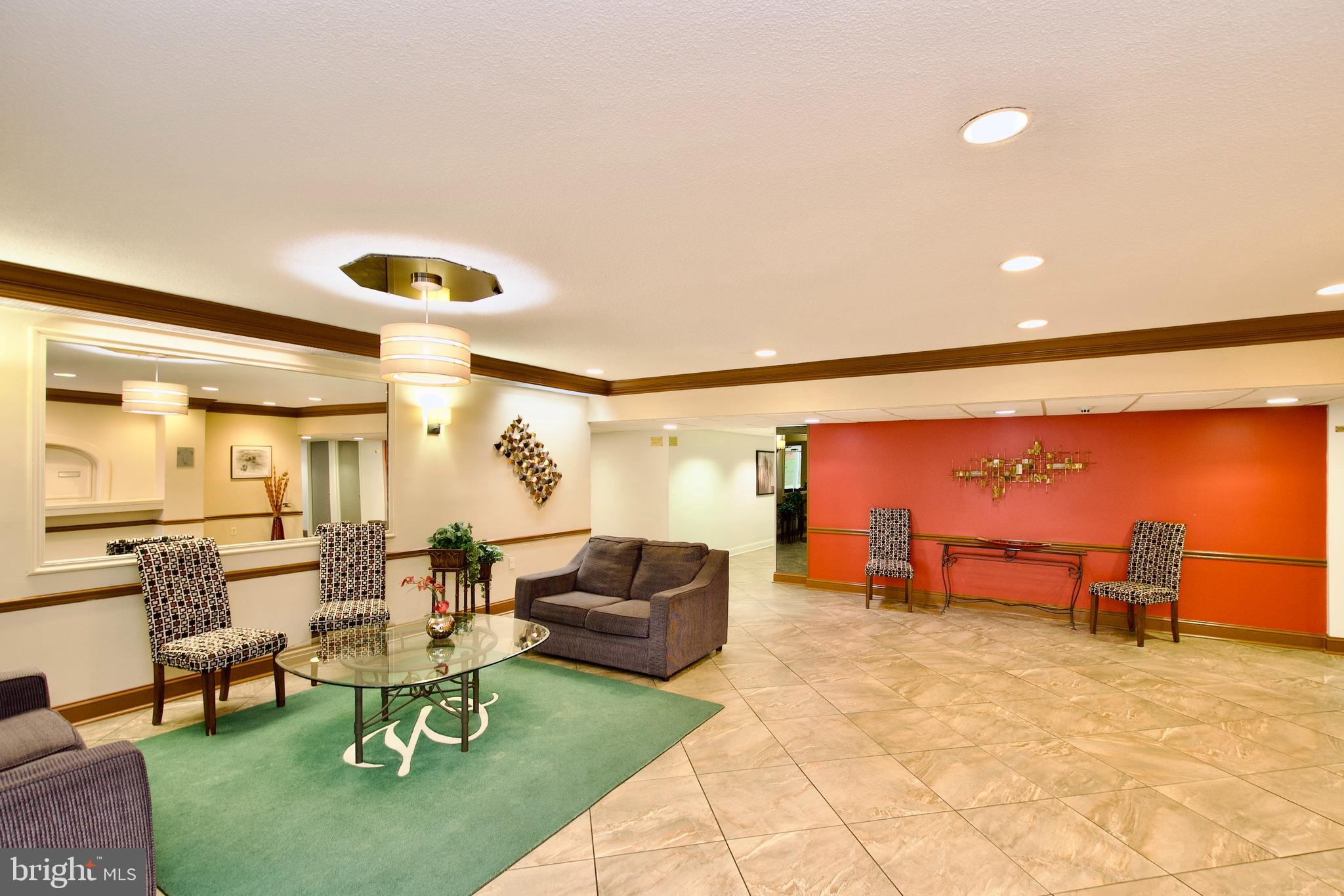 WAPLETON CONDOMINIUM - Residential