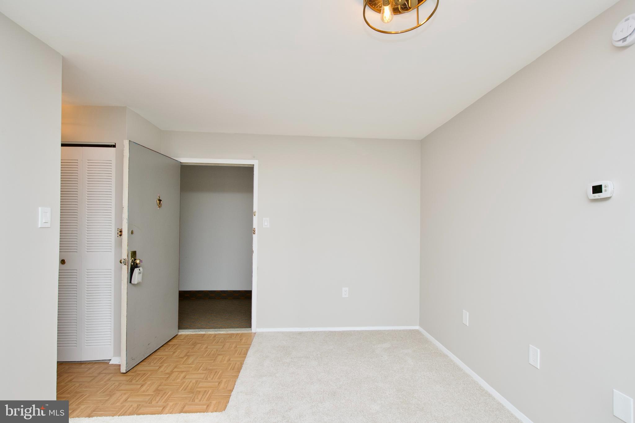 WAPLETON CONDOMINIUM - Residential