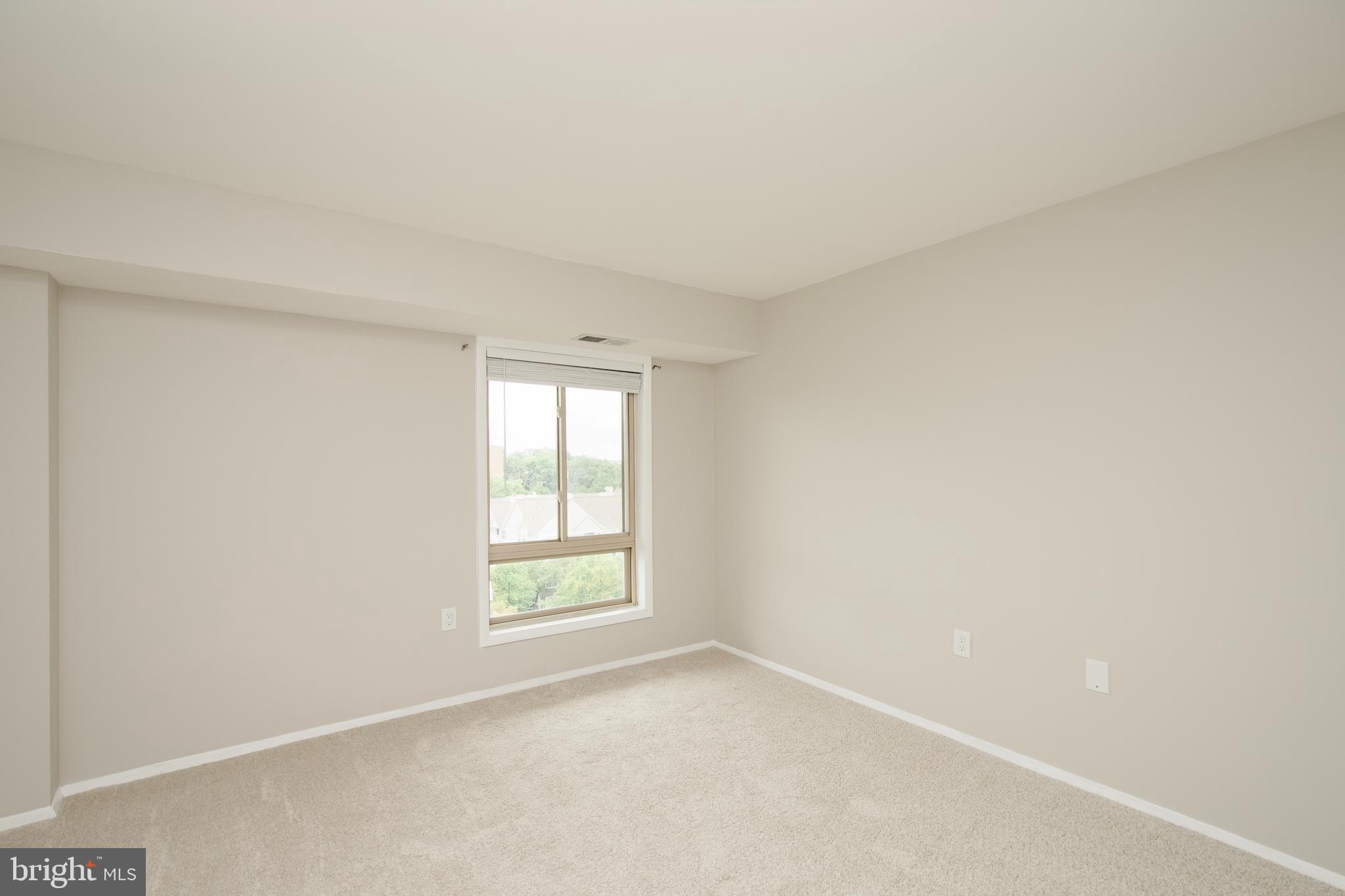 WAPLETON CONDOMINIUM - Residential